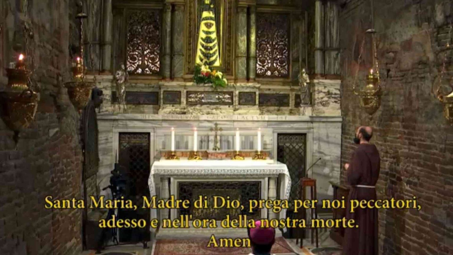 Con il Rosario a Loreto trova casa l'Italia intera