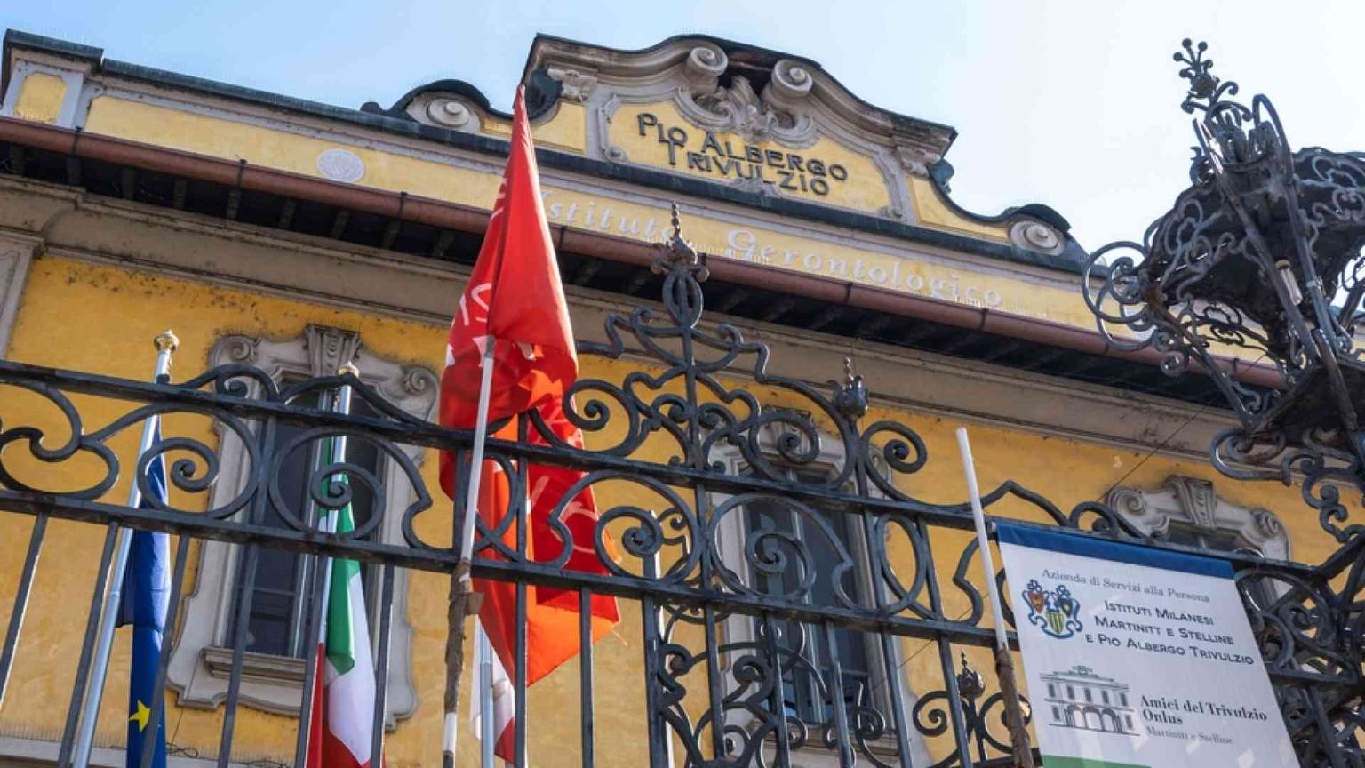 Indagini sui morti nelle case di riposo a Milano, primo avviso di garanzia