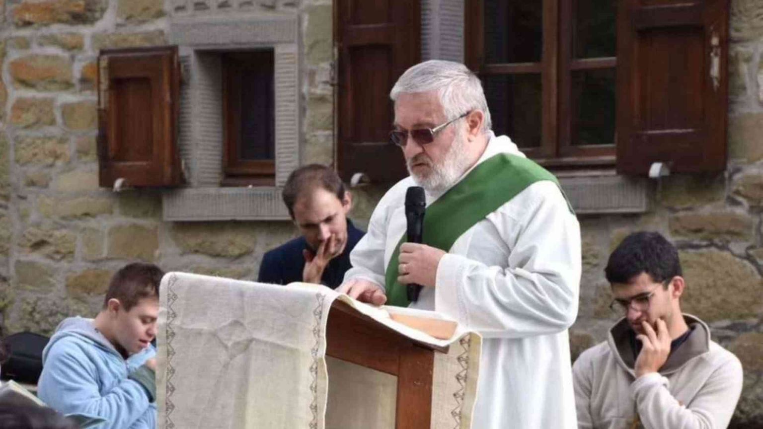 Morto a Rimini Maurizio Bertaccini, diacono e medico padre di 10 figli