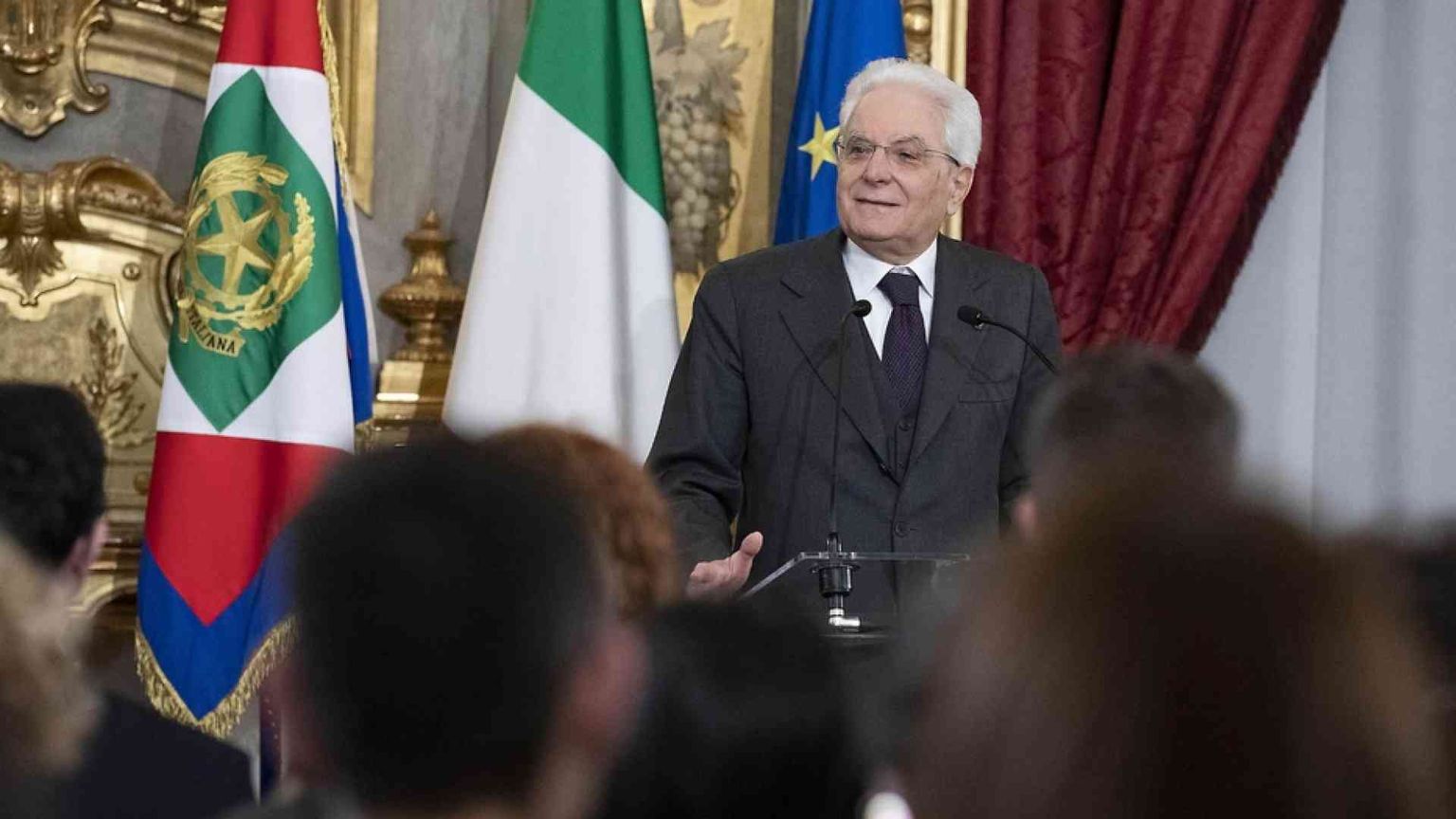 Mattarella premia 25 Alfieri della Repubblica (2 bambine di 9 anni)