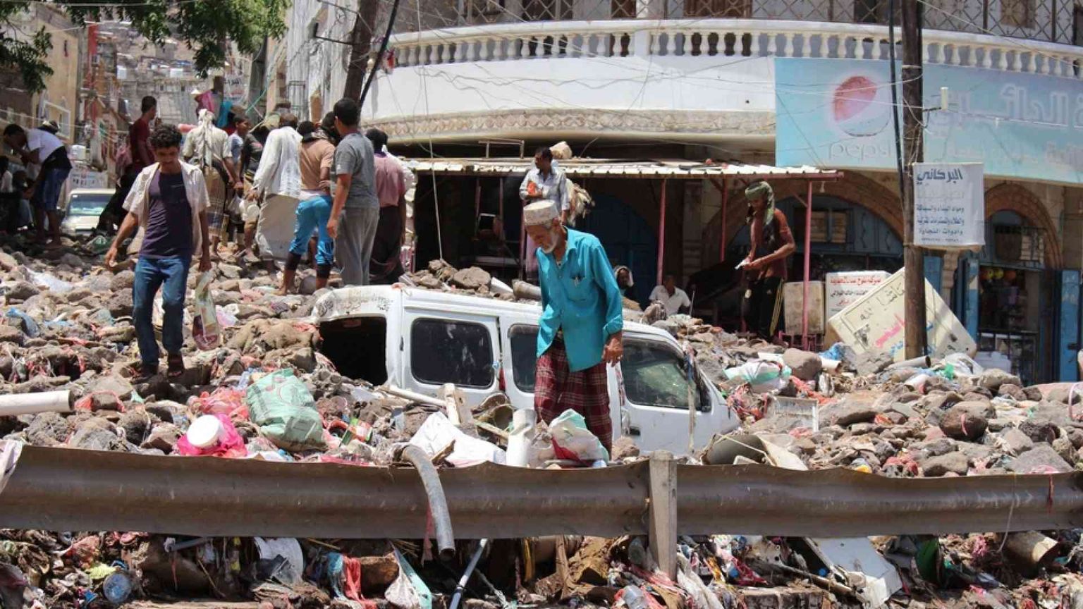 Yemen senza pace: anche bimbi tra le vittime delle alluvioni