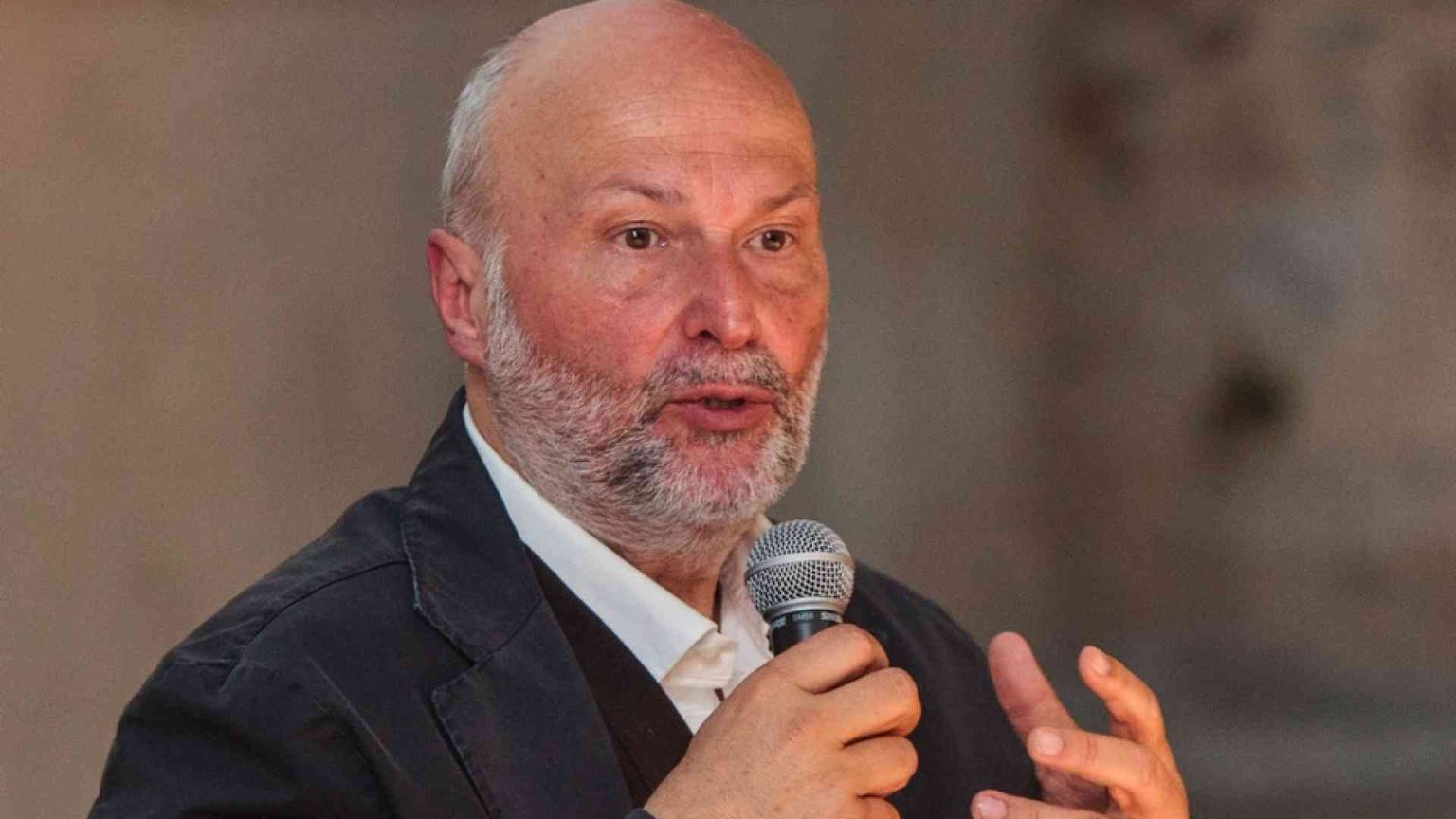 Il filosofo Ceruti: «Siamo più fragili, serve più umanità»