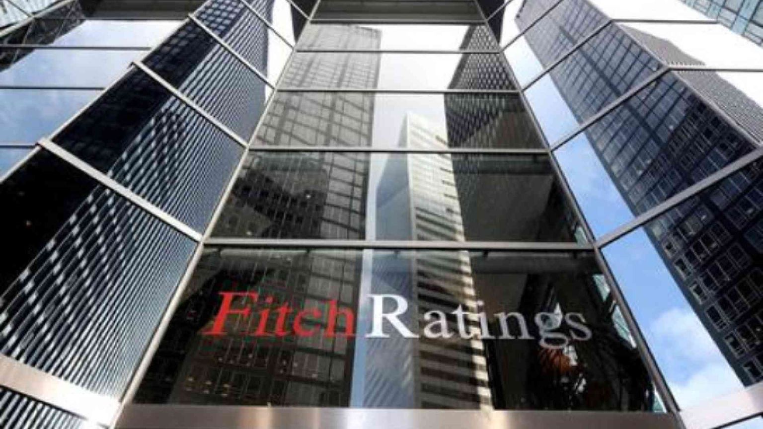 Che cosa rischia l'Italia con il taglio del rating di Fitch