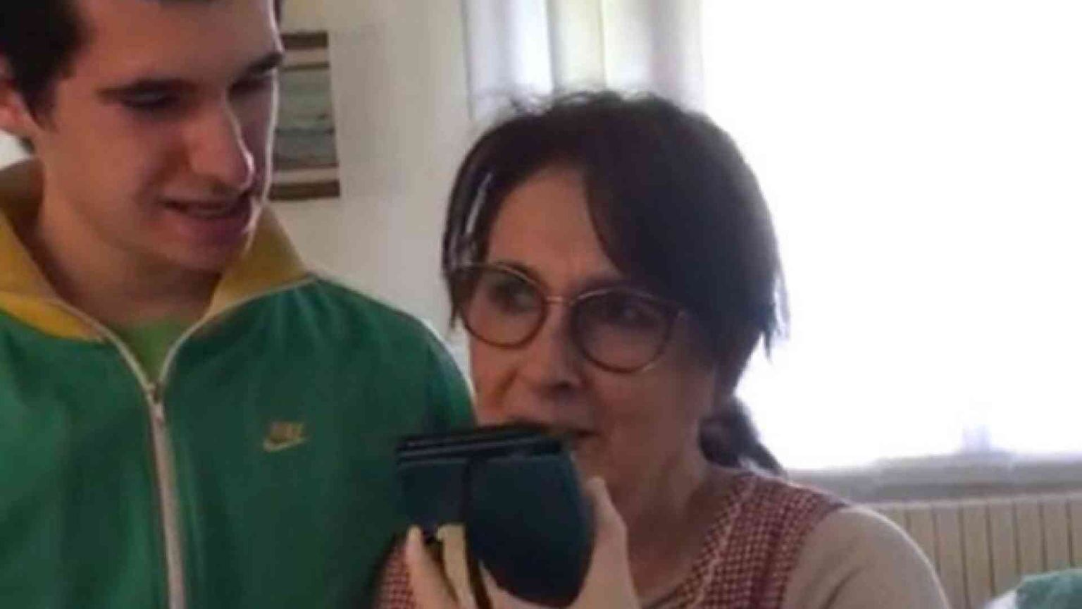 Il Papa telefona a ragazzo disabile di Caravaggio: ti invierò la papalina