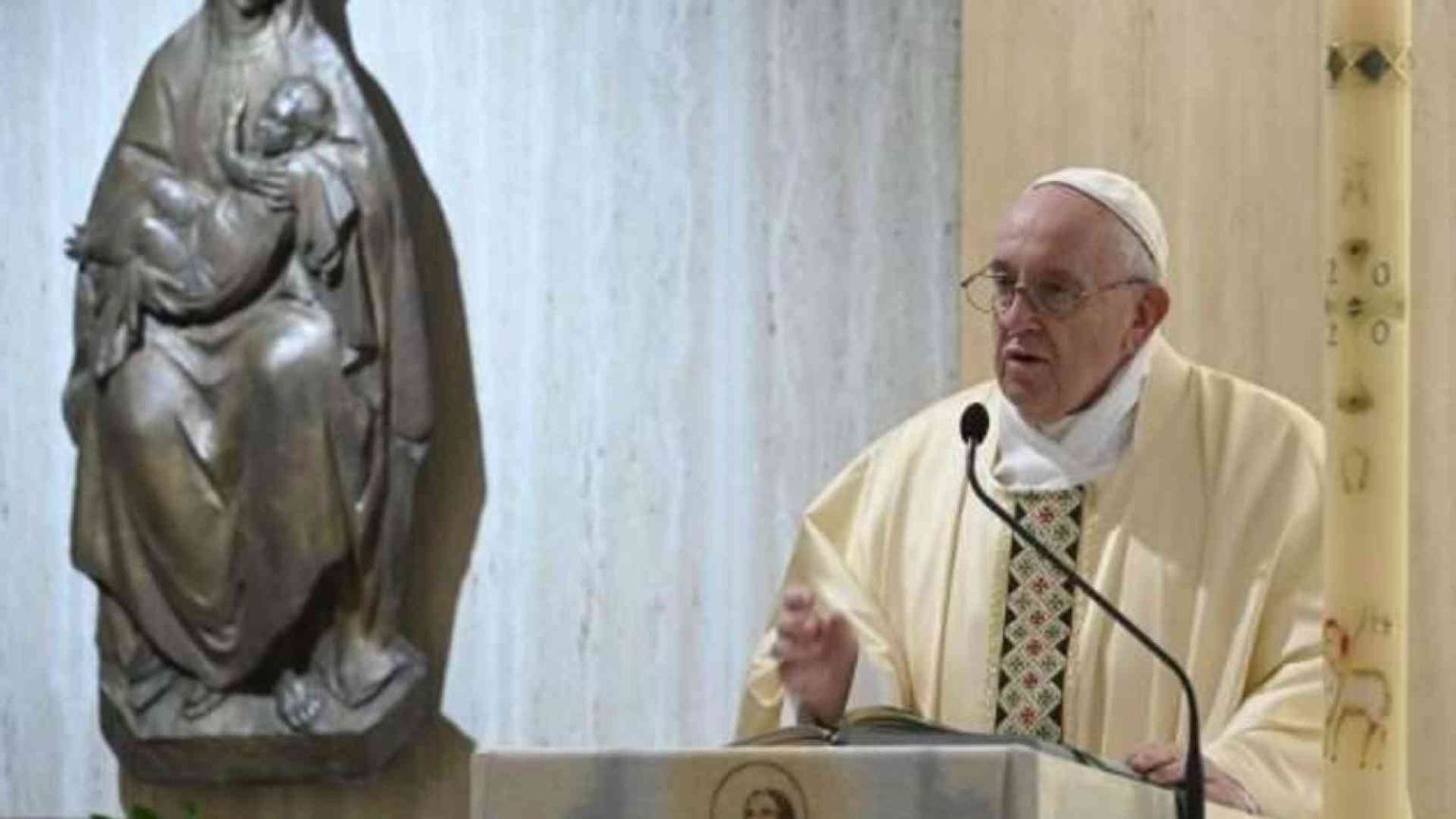 Il Papa prega per studenti e insegnanti