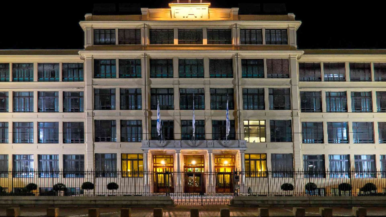 Il prestito da 6,3 miliardi, la garanzia dello Stato, le tasse: il caso Fca-Sace