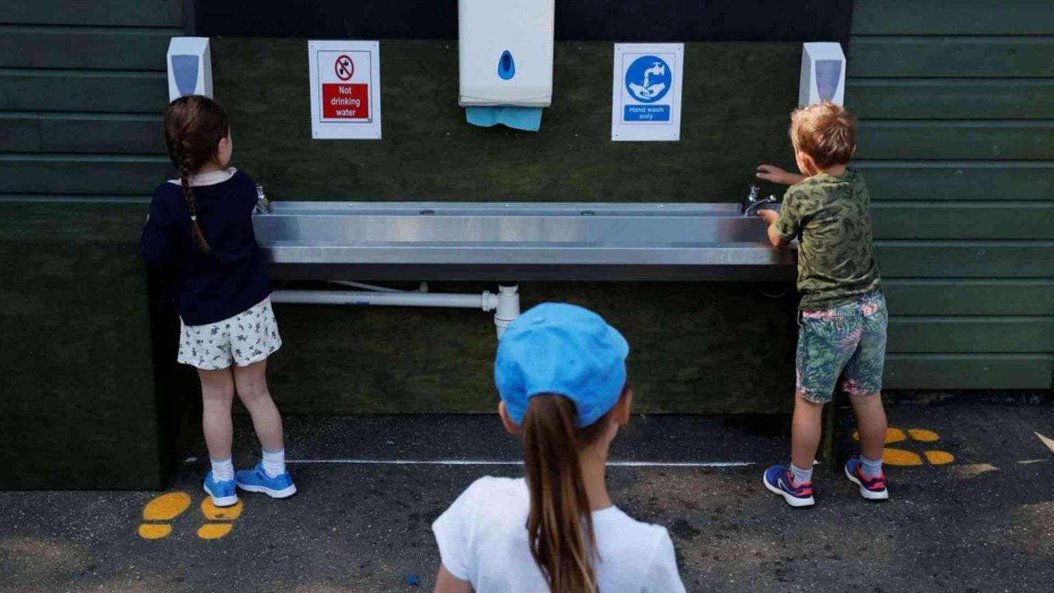 Si esca dalla crisi vedendola con gli occhi di bimbi e ragazzi