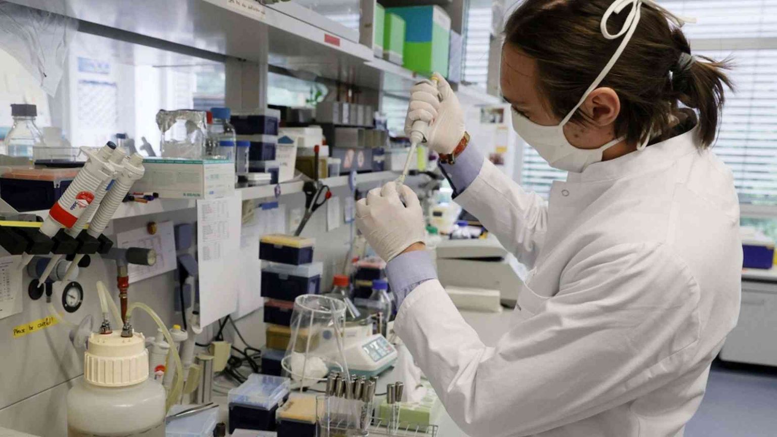 «Il virus è mutato». Così il ceppo cinese è diventato più contagioso