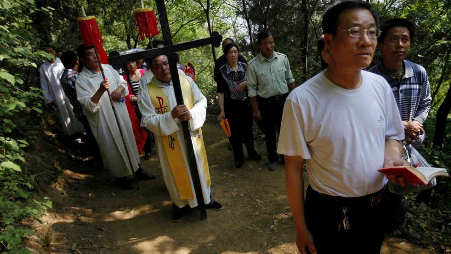 Chiesa-Cina, popolo al centro della «strategia del dialogo»