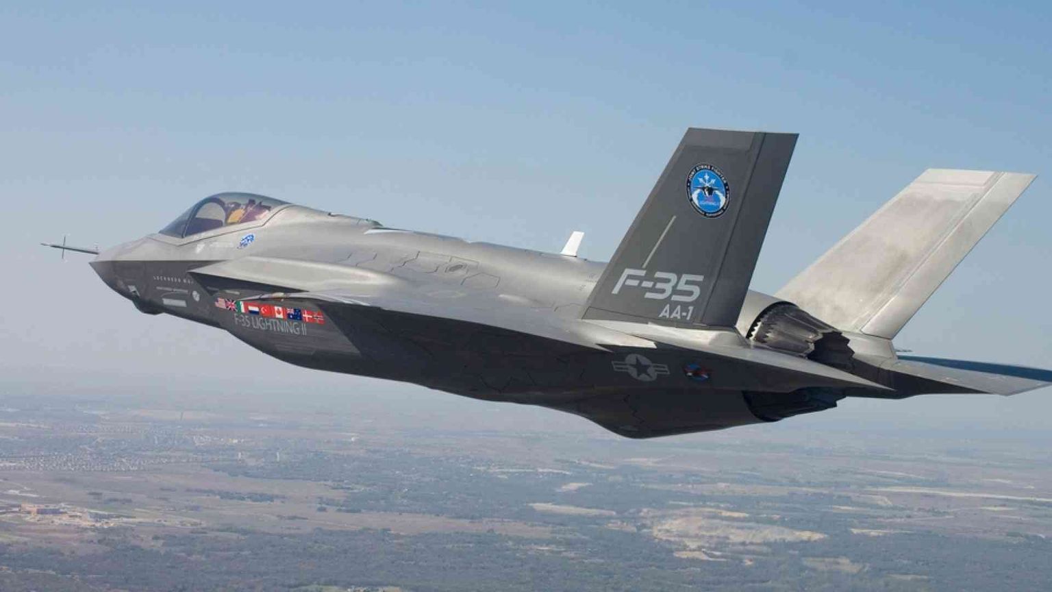 L'Italia fermi per tutto il 2021 l'acquisto di nuovi armamenti