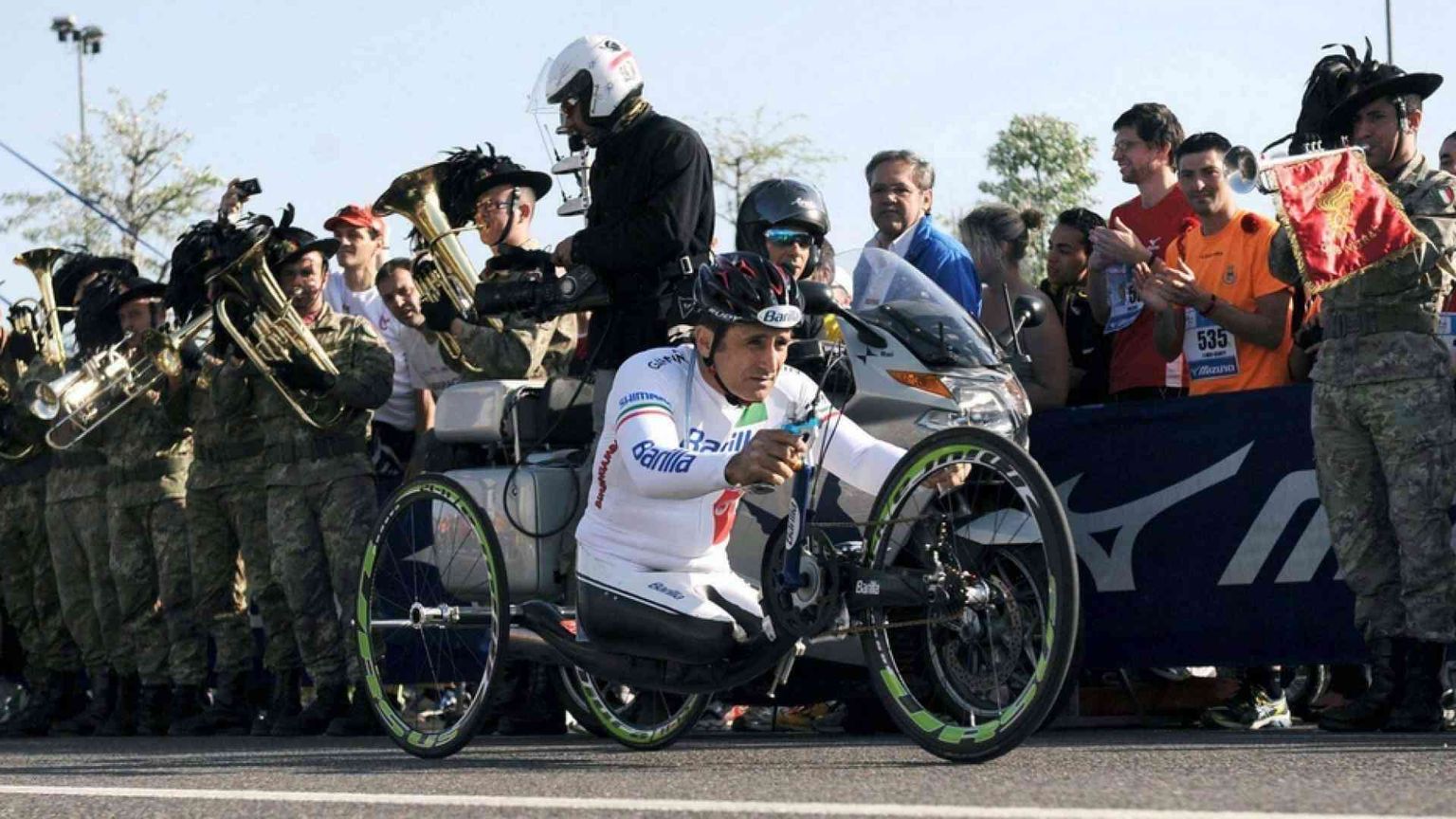 Alex e le nostri liti con Dio (Che traguardo è la felicità...)