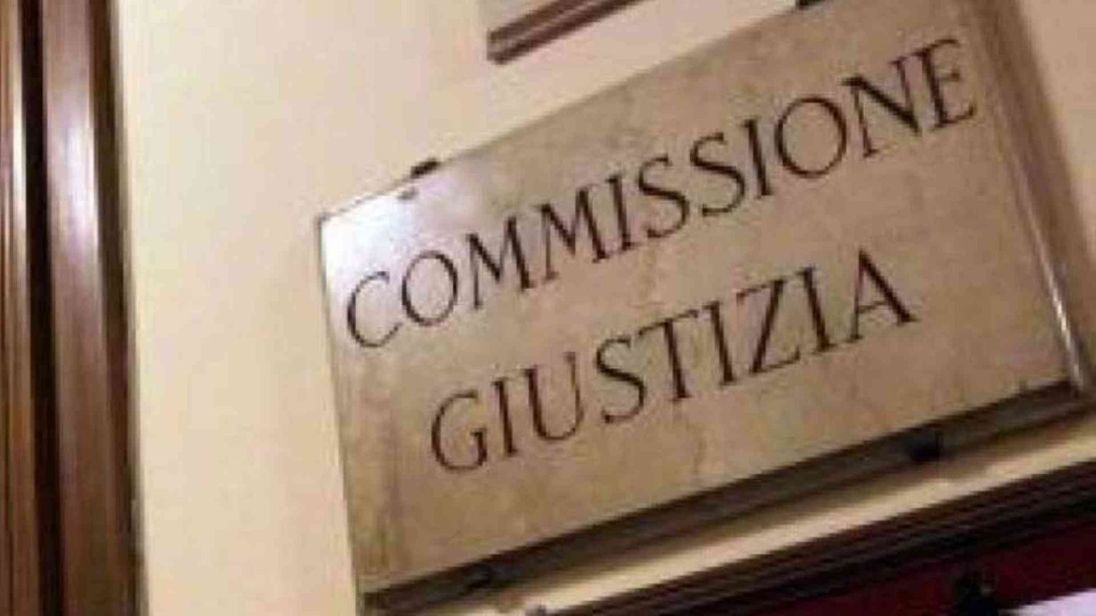 Omotransfobia, restano i dubbi su reati d'opinione