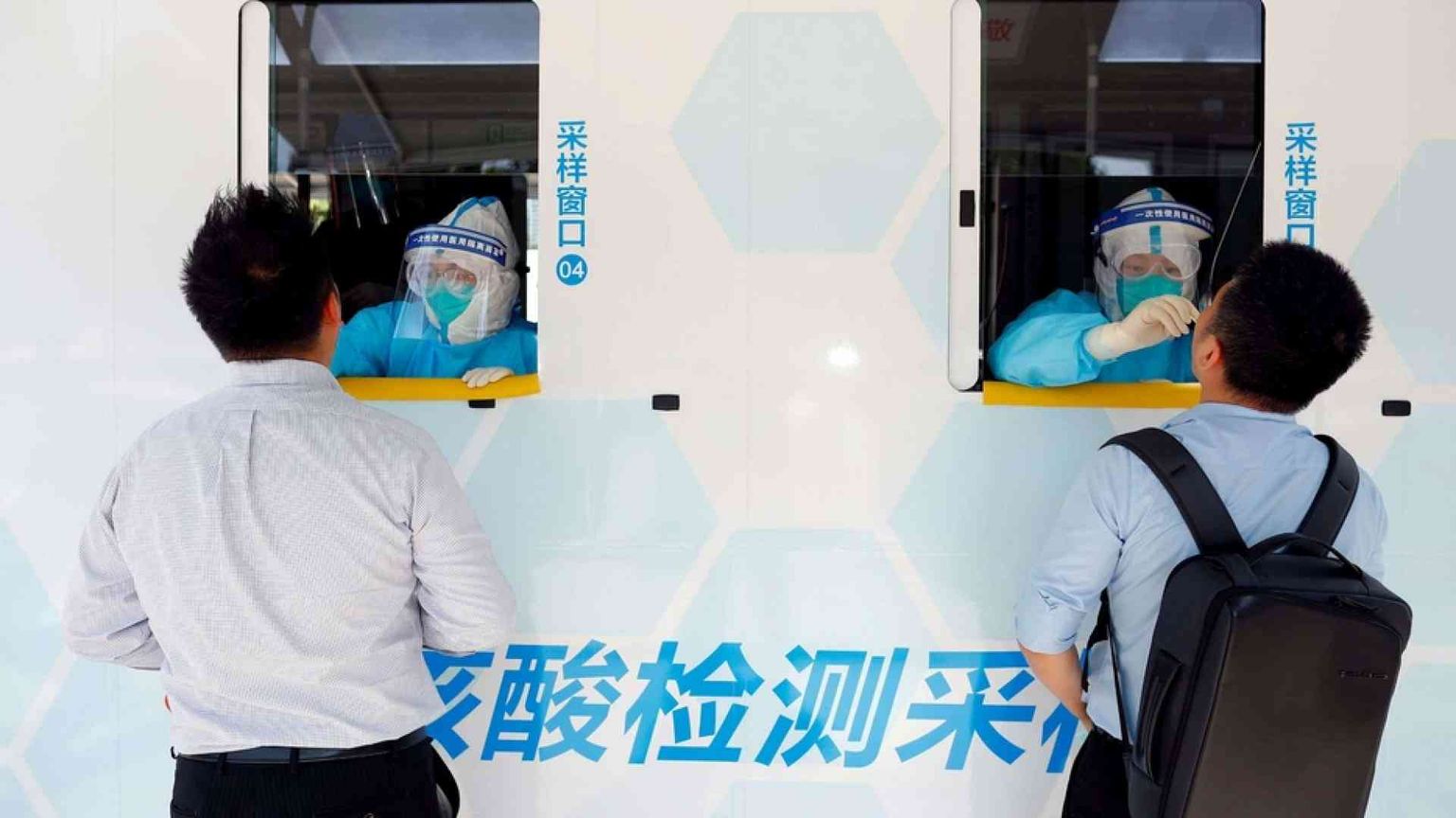 «Se il contagio è iniziato a settembre c'è un buco nero nei dati cinesi»