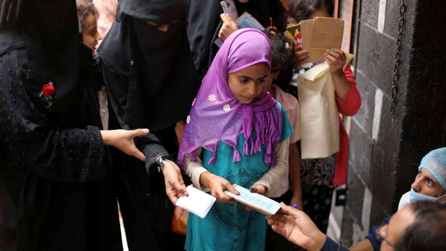 La «tempesta perfetta» dello Yemen porterà alla fame il 40% degli abitanti