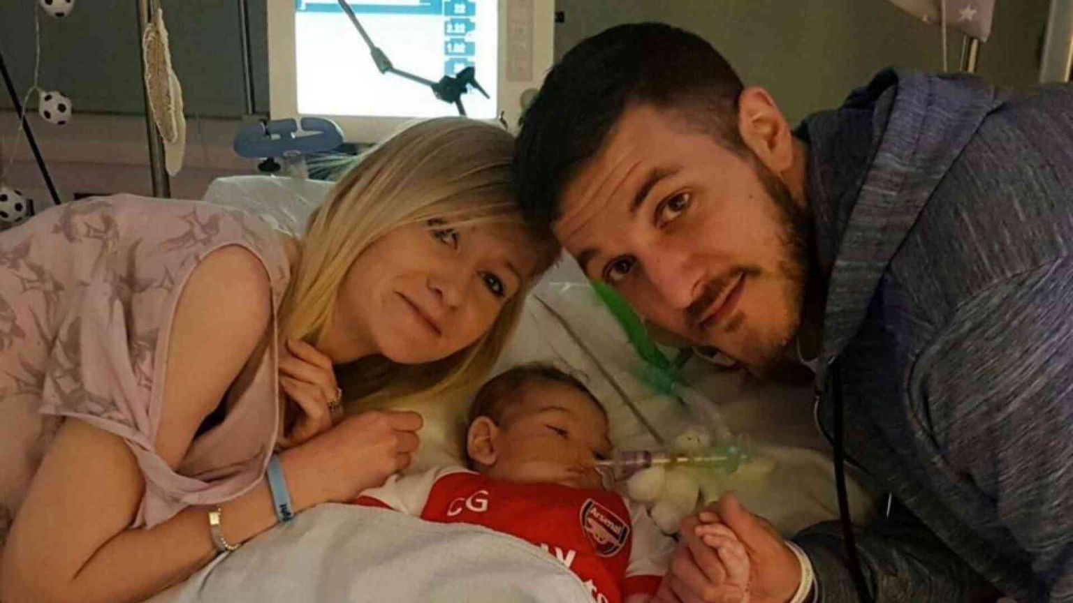 Un'altra bimba lasciata morire come nel caso di Charlie Gard