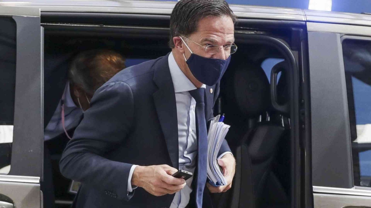 Adesso è Rutte il leader in difficoltà: in Olanda il virus corre. Con la paura