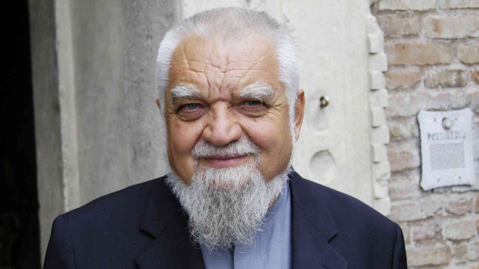 «Enzo Bianchi non ha ancora lasciato Bose»