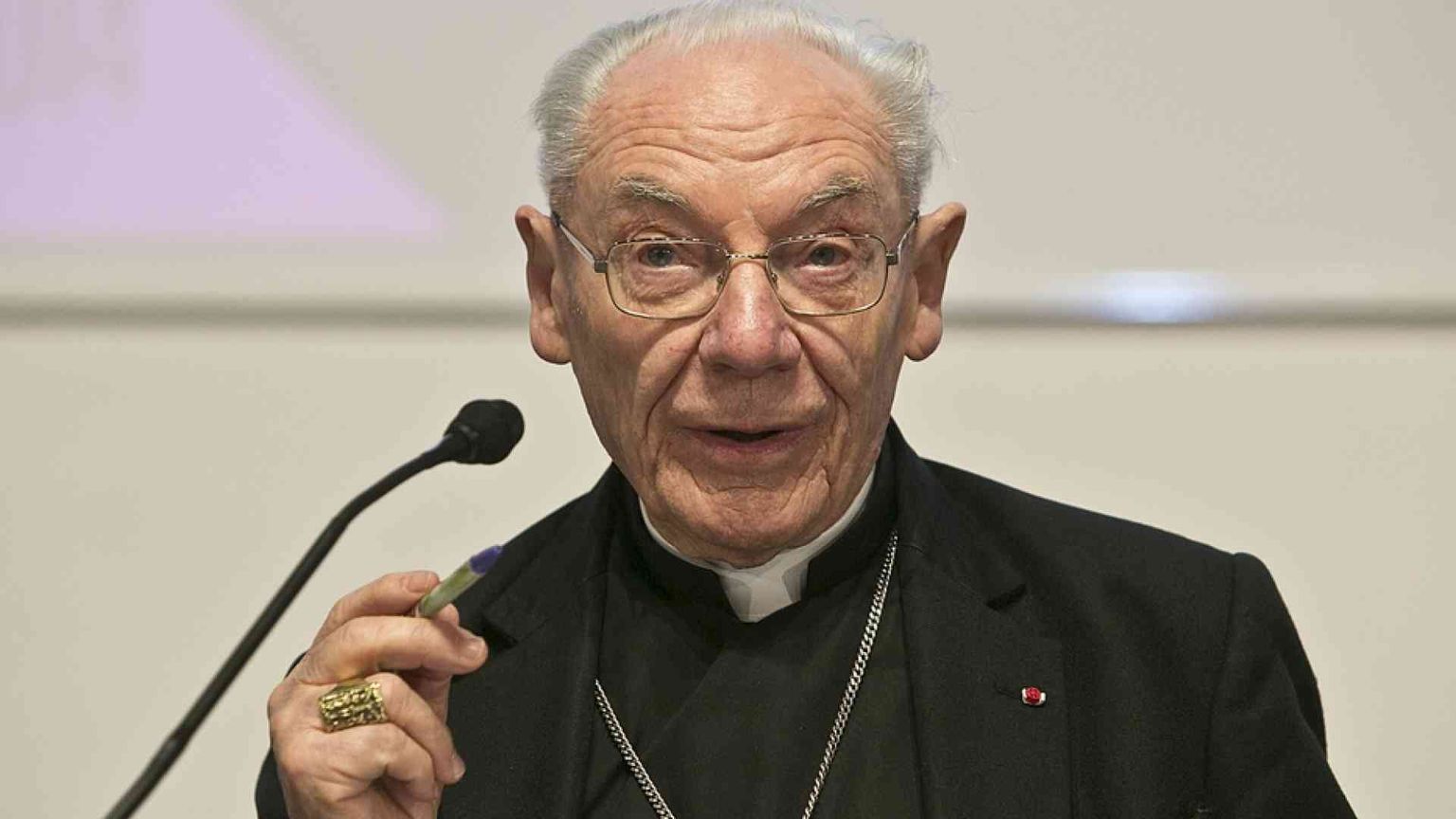 Poupard: i Papi e il Vaticano II, la mia vita nel segno del dialogo