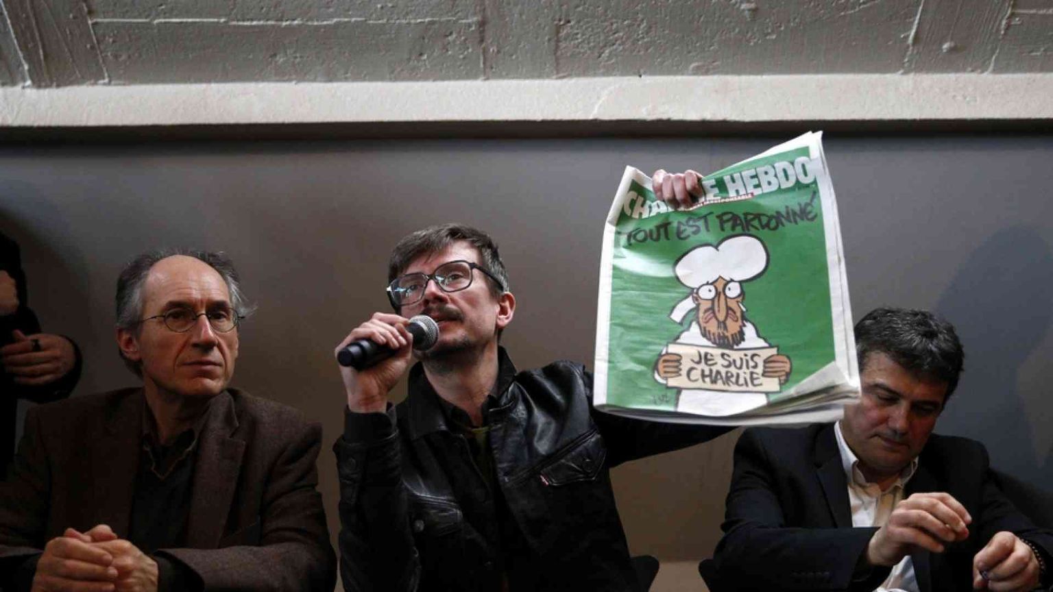 Al via processo per la strage, Charlie Hebdo ripubblica le vignette su Maometto