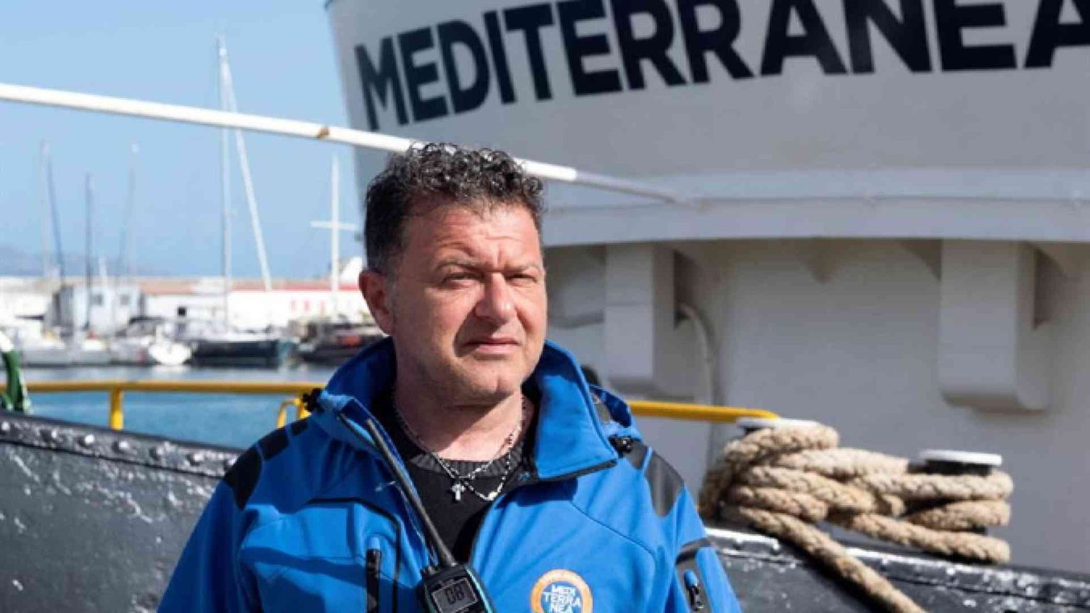 Riparte la "Mare Jonio". Al comando torna Pietro Marrone