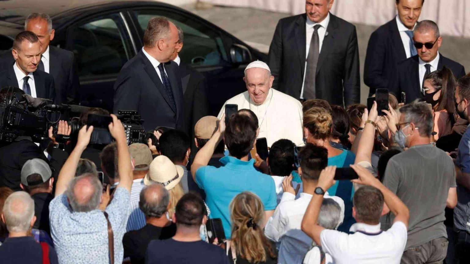 Il Papa: don Roberto, martire e testimone di carità verso i più poveri