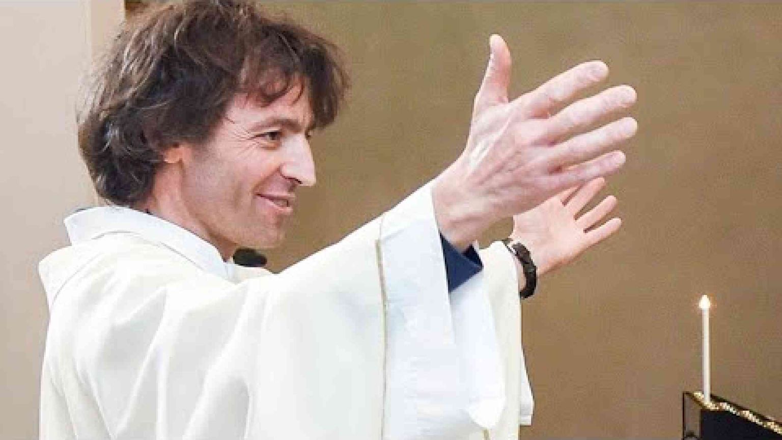 L'ultimo saluto a don Roberto Malgesini