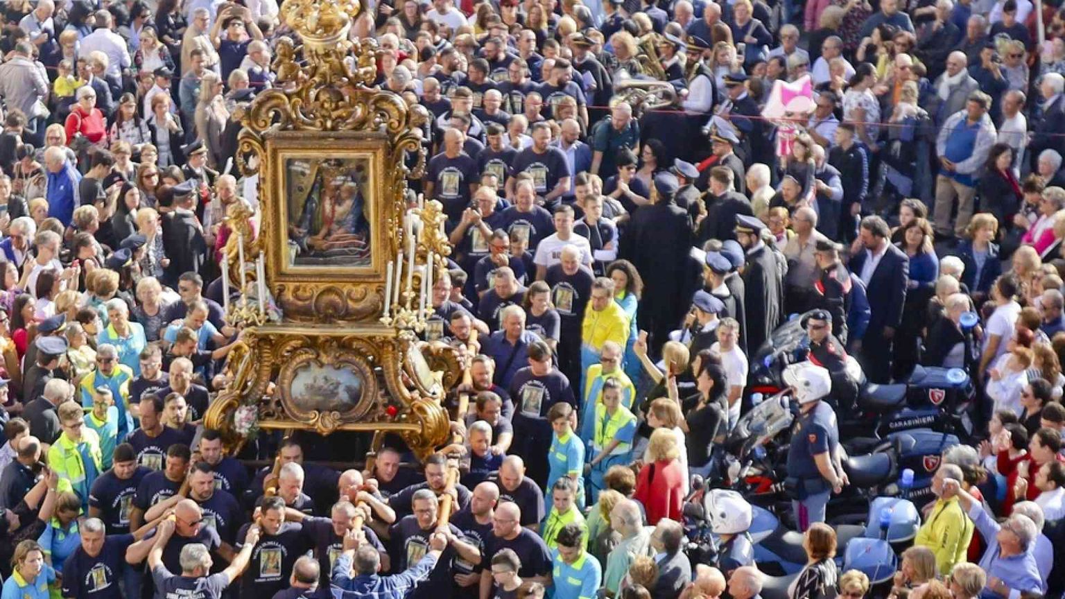 Liberiamo il culto di Maria da mafia e potere criminale