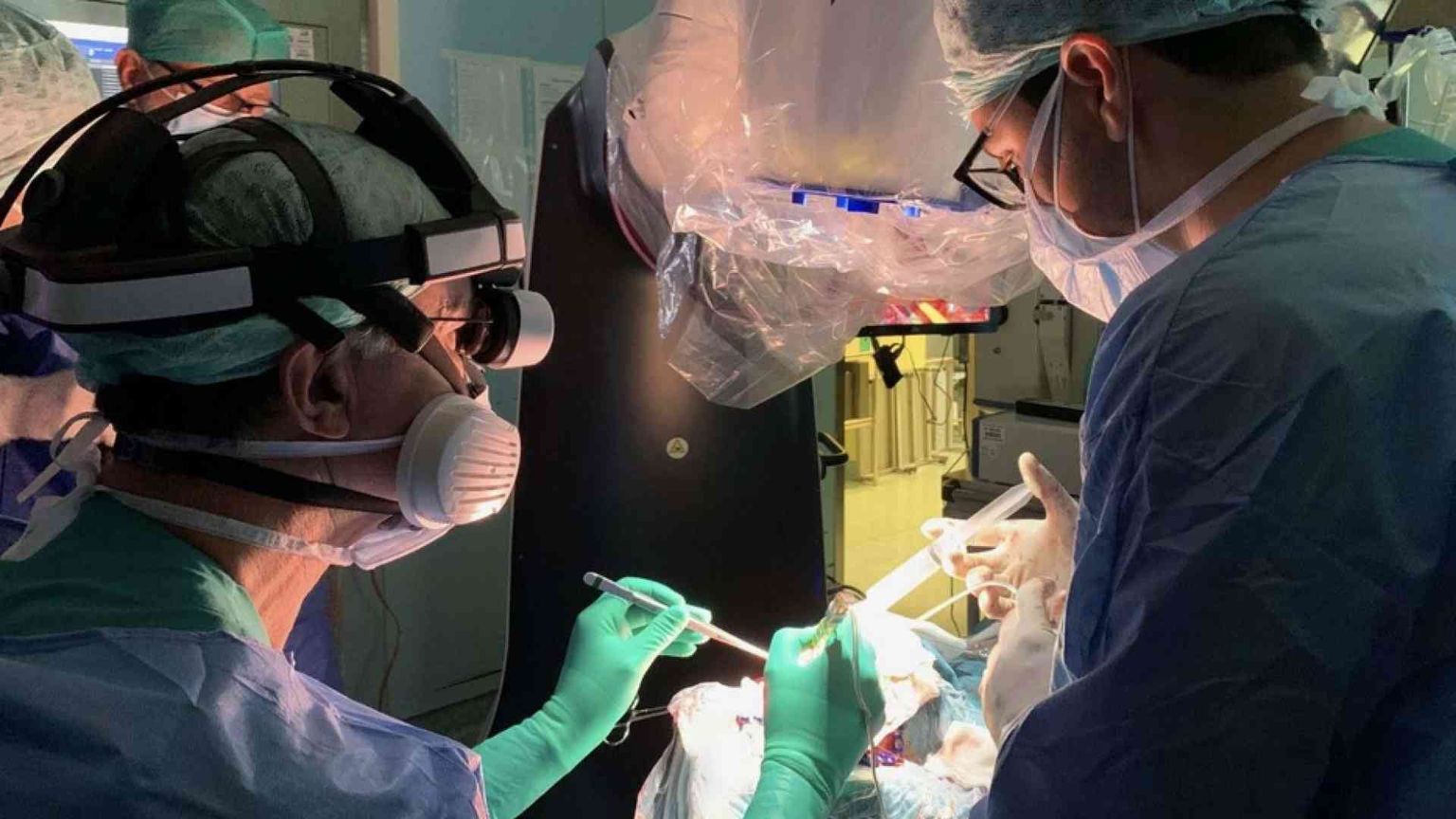 Tumori, così il robot "introduce" il chirurgo nel cervello del paziente