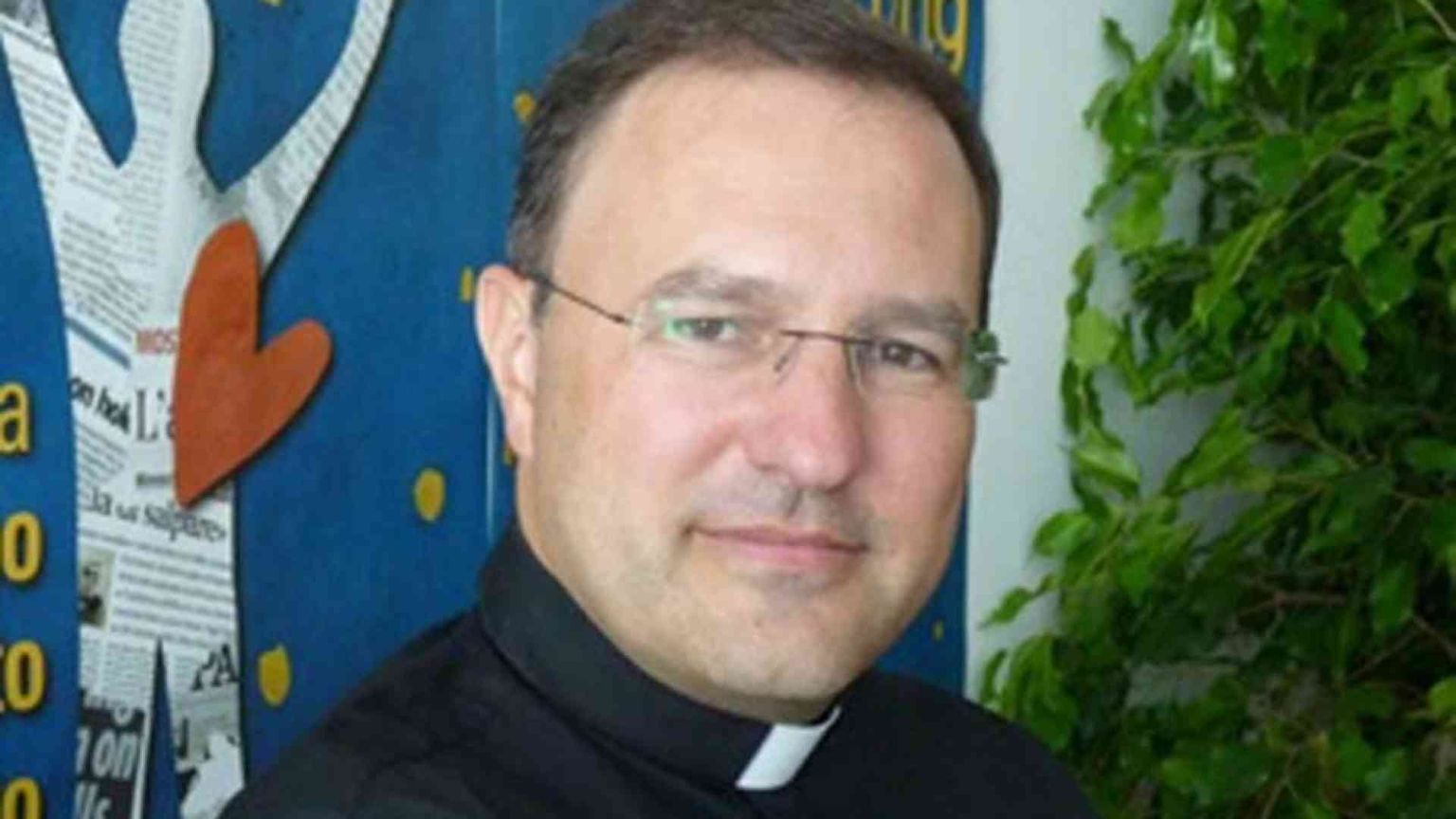 Padre Carbajosa, il “Testimone” nella pandemia