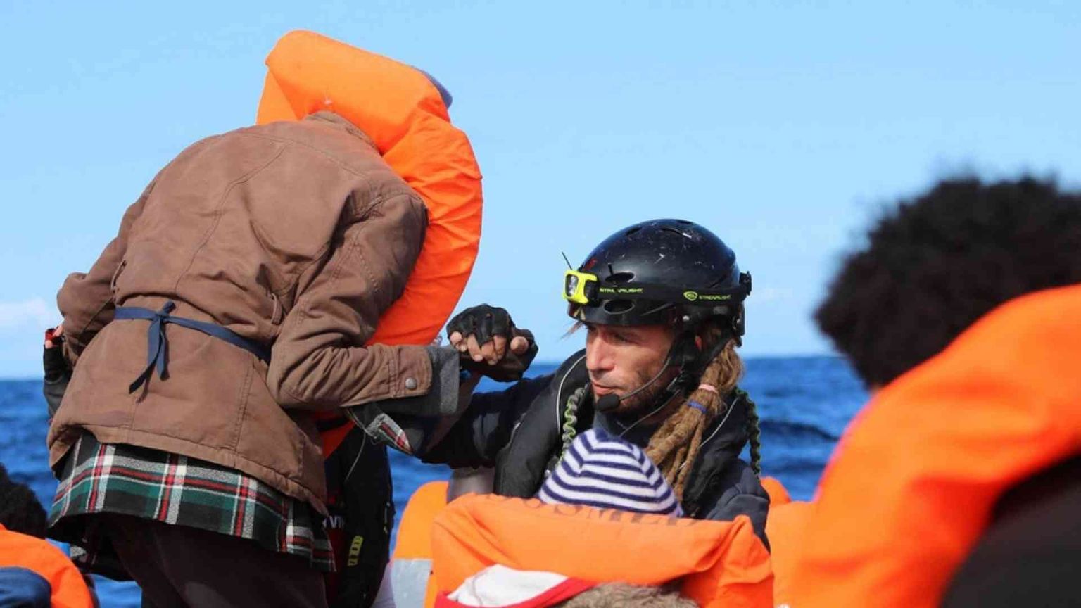 ResQ, parte la raccolta fondi per la nave umanitaria