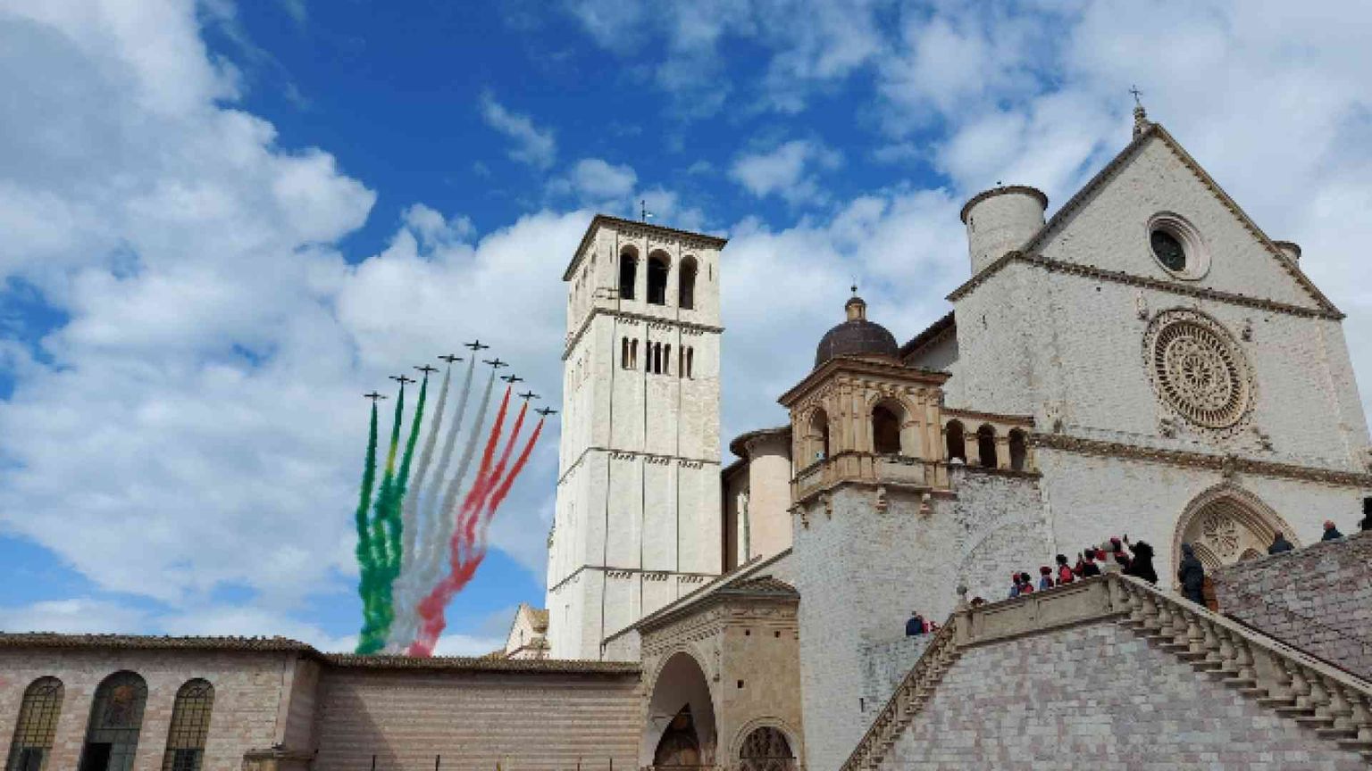 Assisi, Conte: al lavoro per rigenerare l'Italia