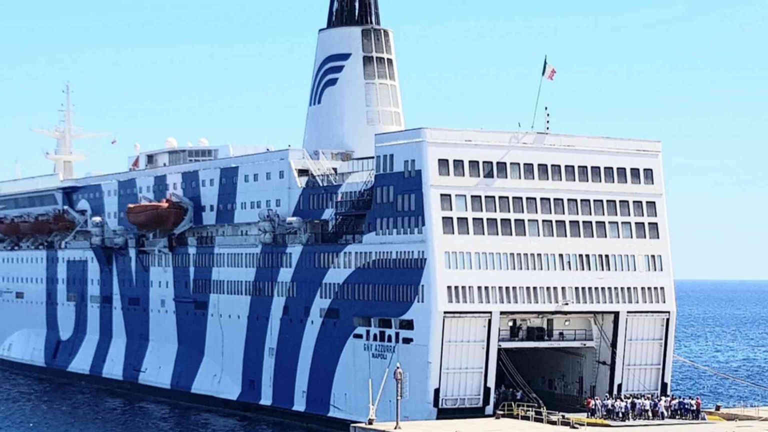 Una denuncia per il 15enne morto dopo la quarantena a bordo