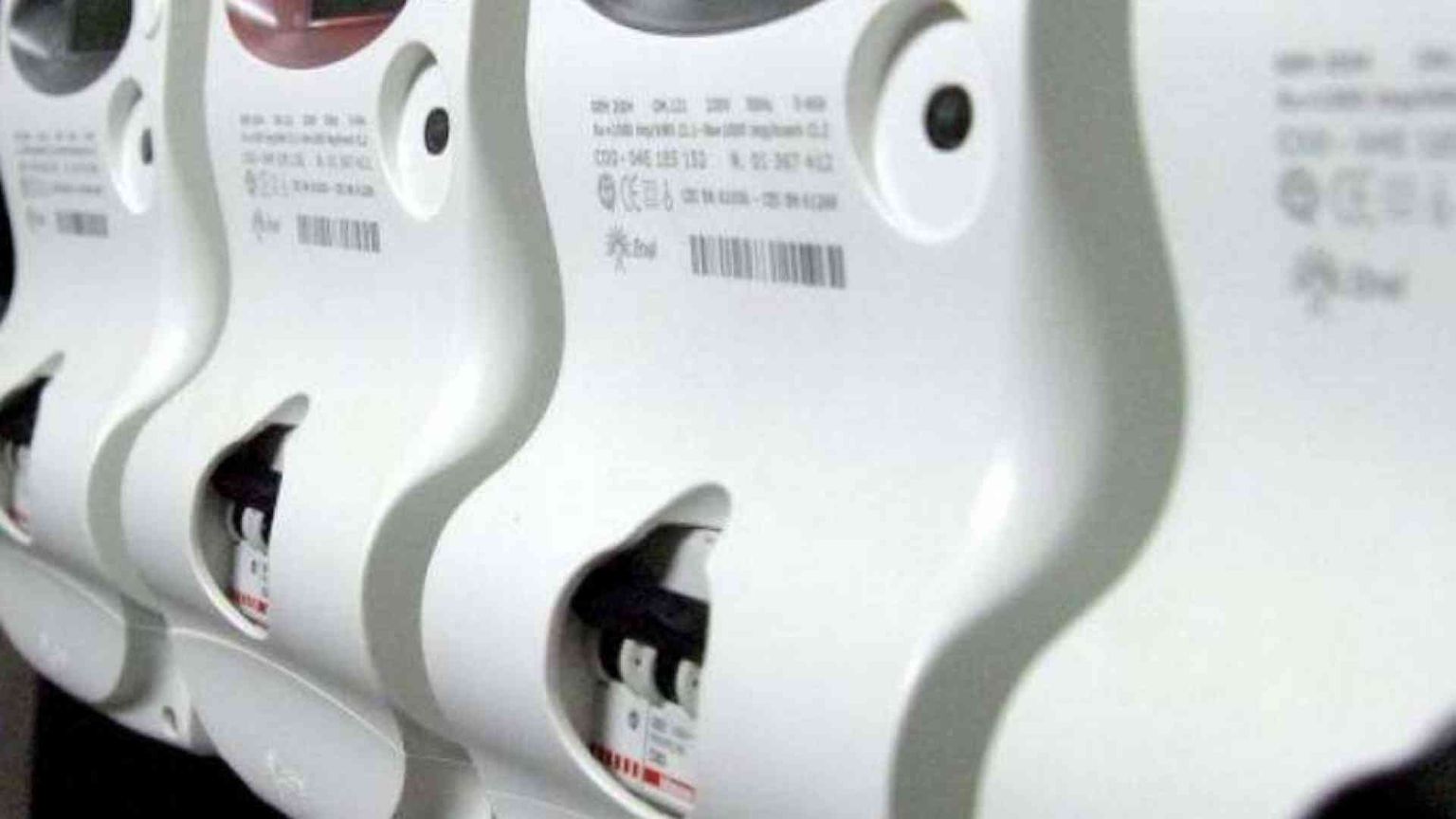 I prezzi di luce e gas aumentati anche perché ne consumiamo di più