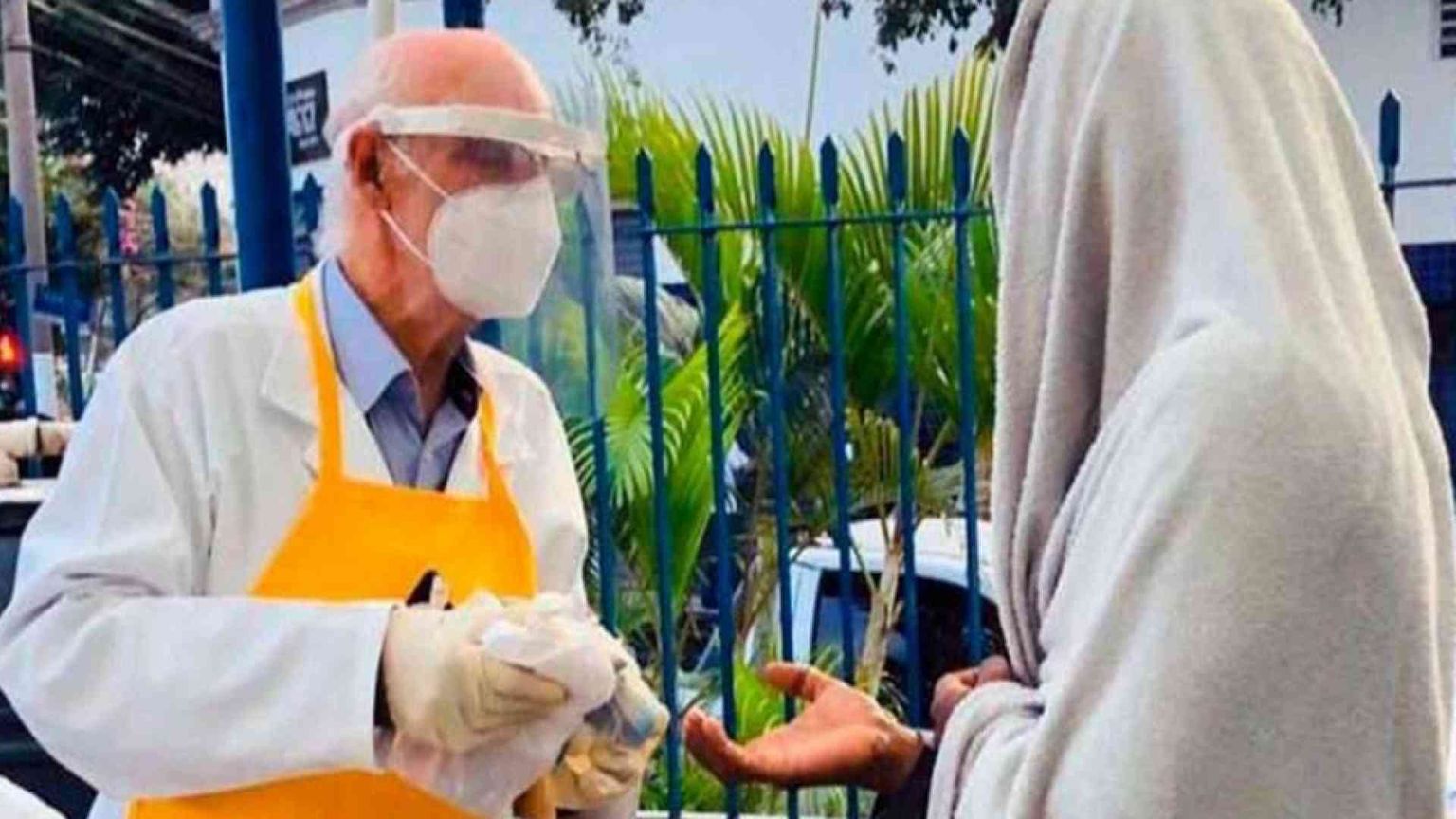 Francesco telefona a padre Julio Lancellotti: di' ai "tuoi" senzatetto che li amo