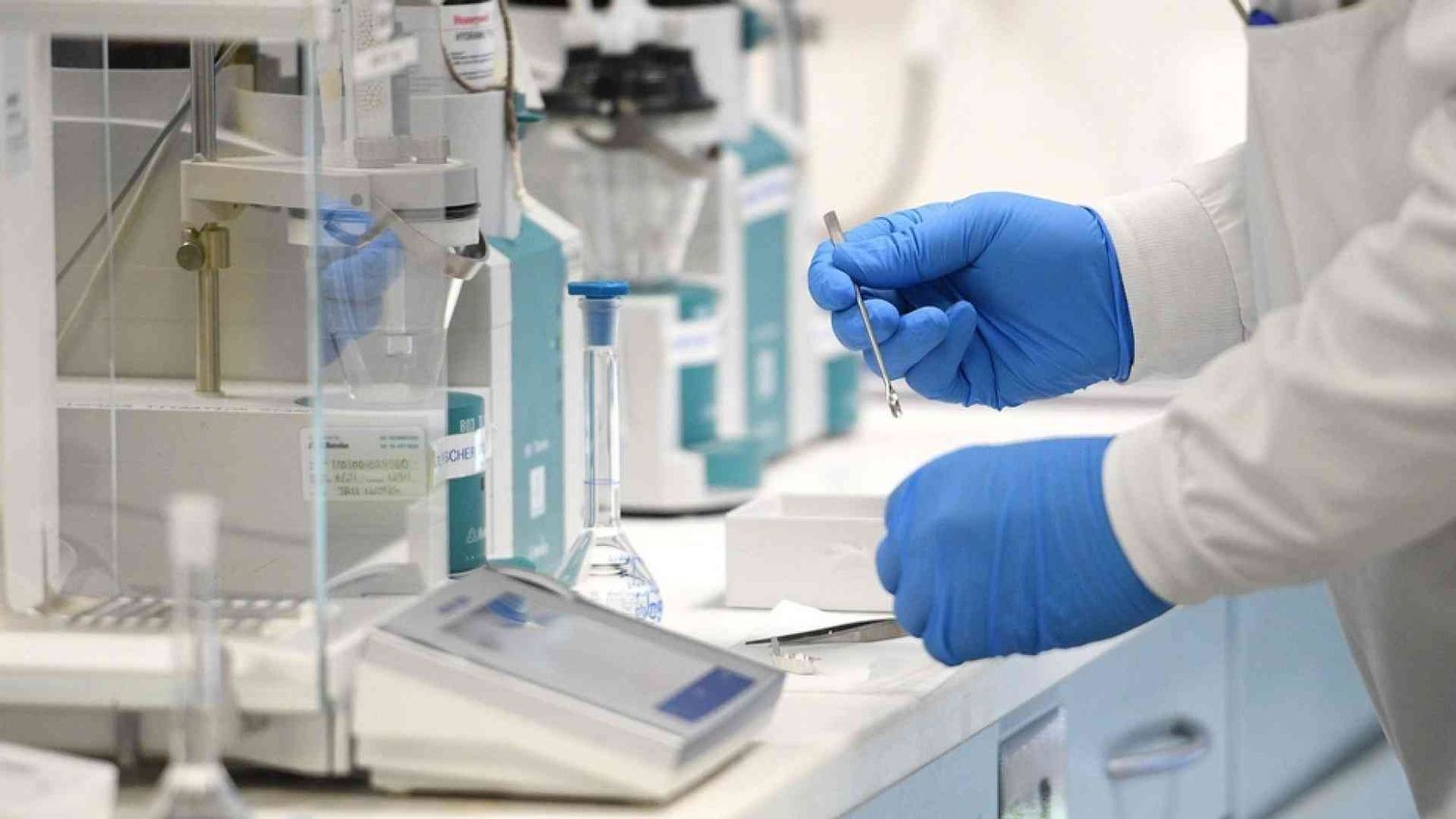 La sfida di India e Sudafrica: il mondo non brevetti subito i vaccini