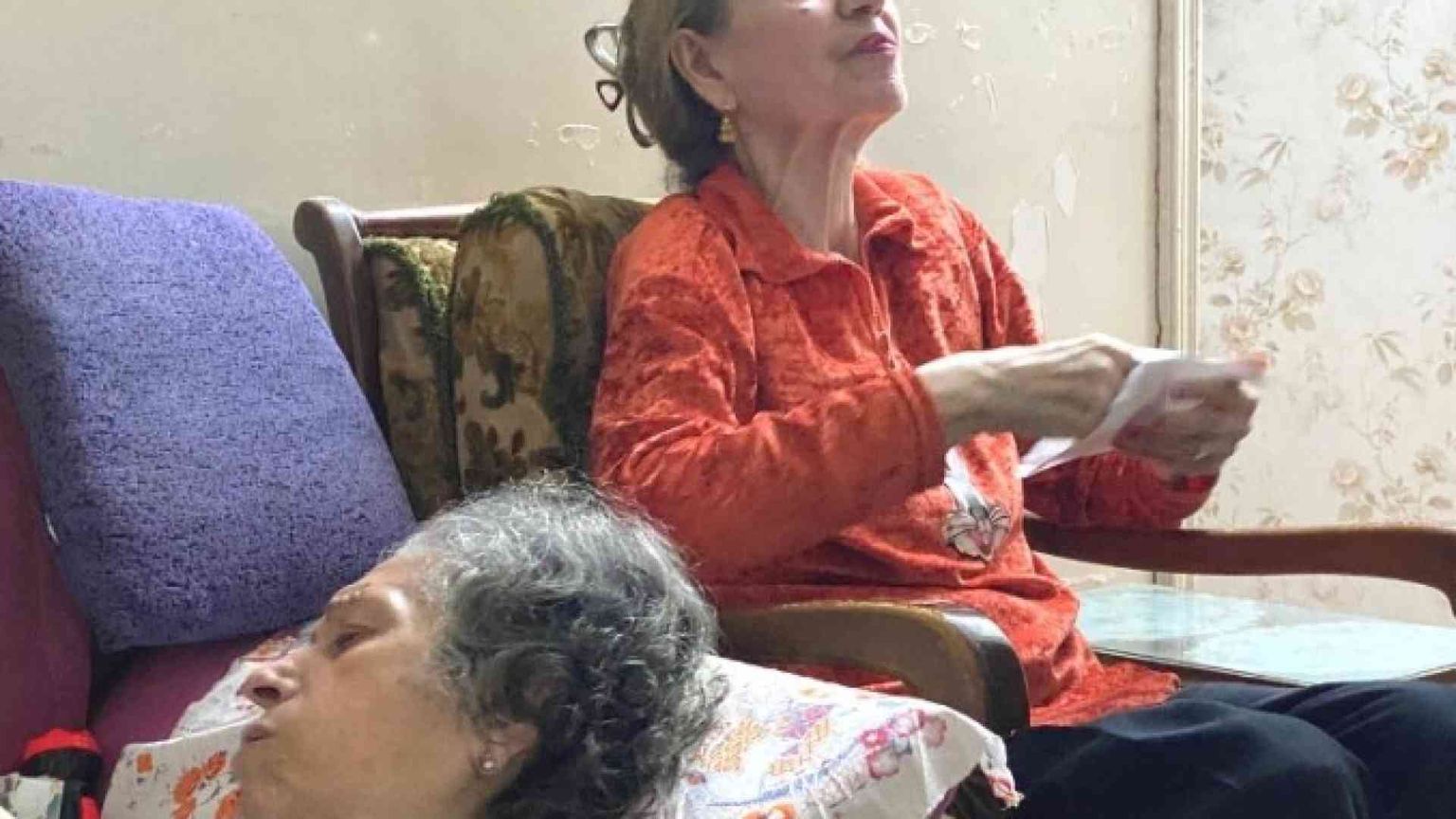 I maristi blu, gli angeli degli anziani di Aleppo