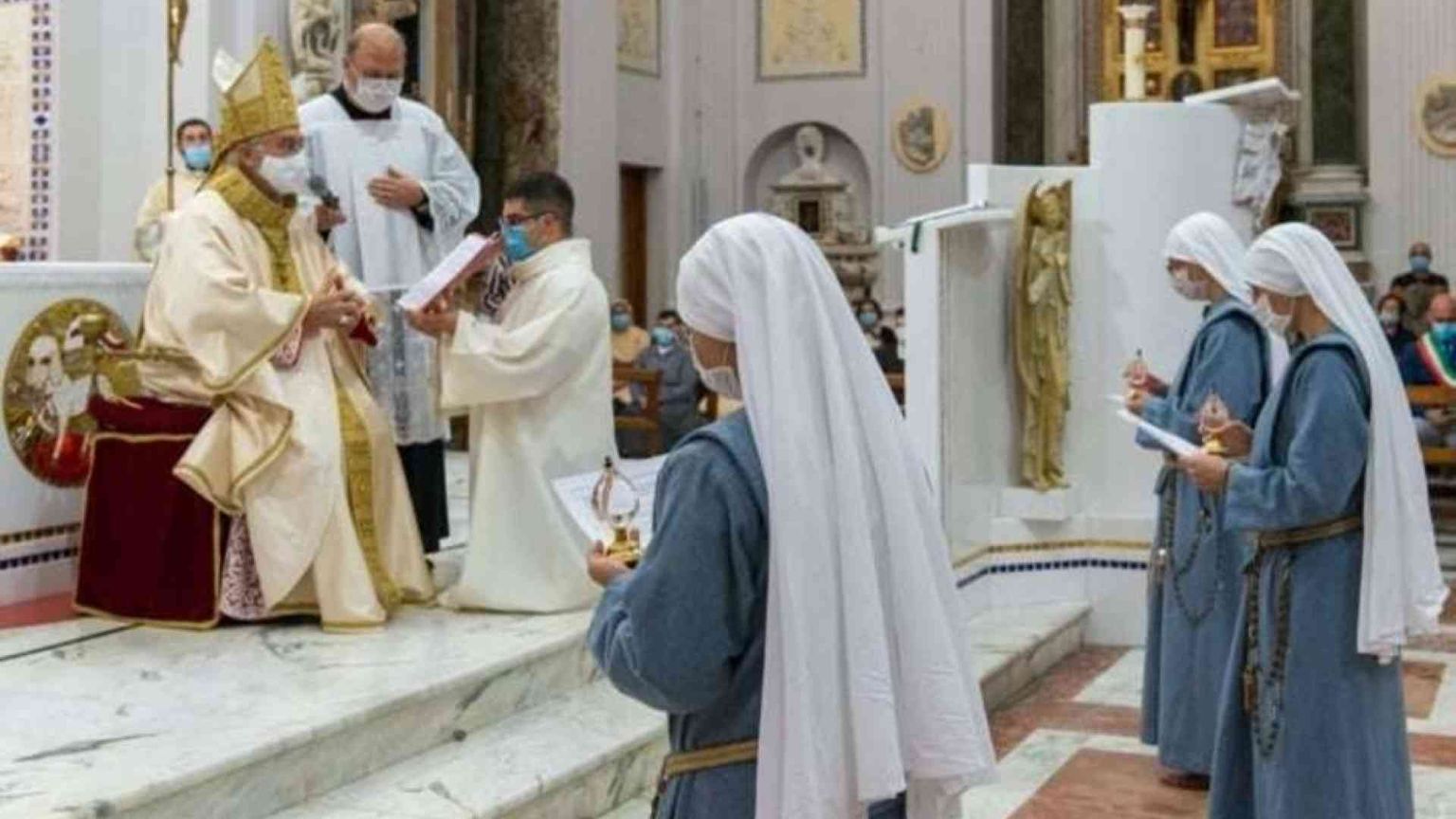 Le tre suore che salvano dalla strada le ragazze vittime della tratta