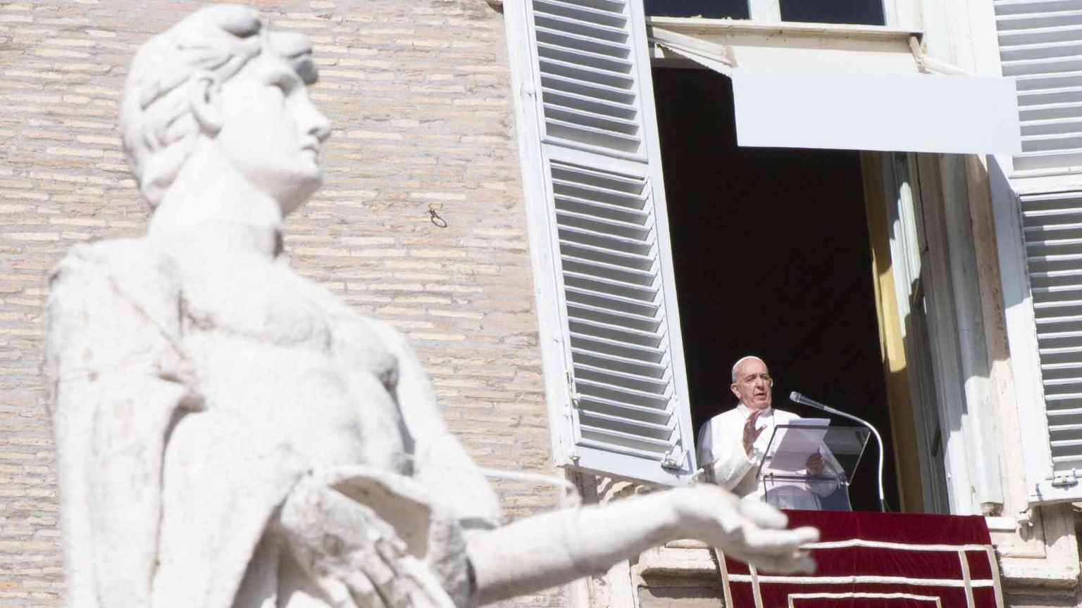 Papa: vita morale non è obbedienza ansiosa e forzata. Preghiera per Nigeria