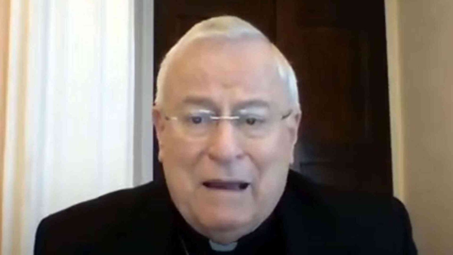 Bassetti sulla pandemia: giornate di sofferenza, la Chiesa non si tira indietro