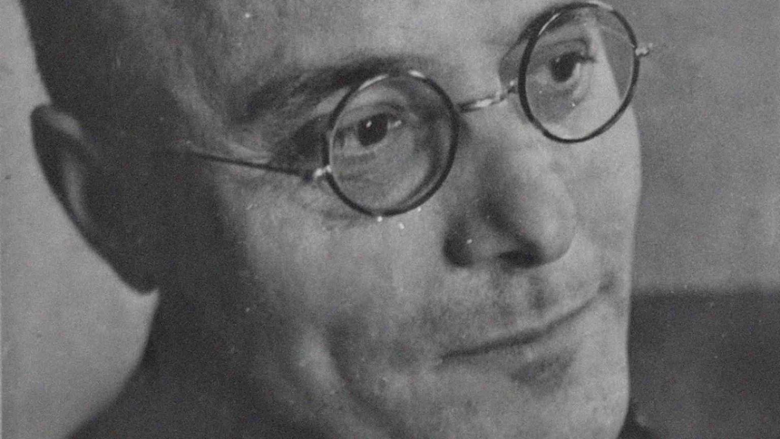 Basta col mercato, torniamo alla società