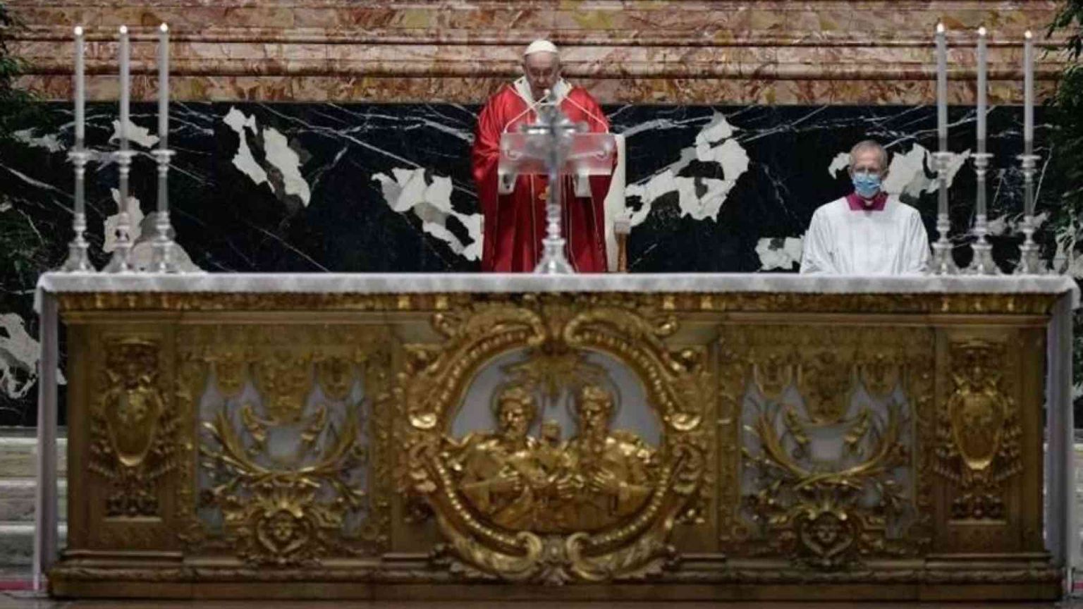 Il Papa: smarriti di fronte alla morte, ma la risurrezione non è un miraggio