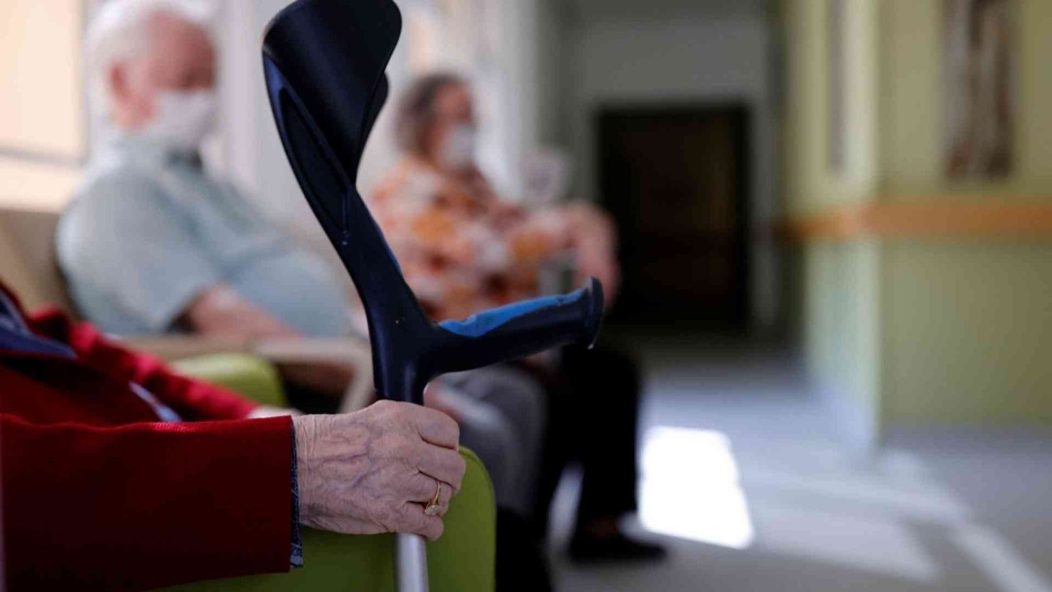 Monsignor Paglia: «Anziani a casa, non è utopia»