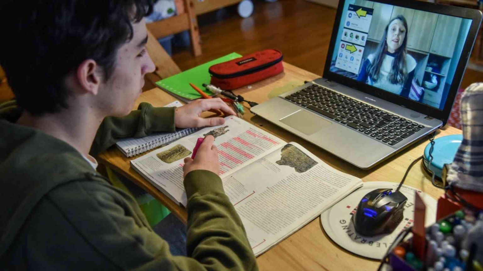 Bonus internet e computer: arriva il voucher da 500 euro