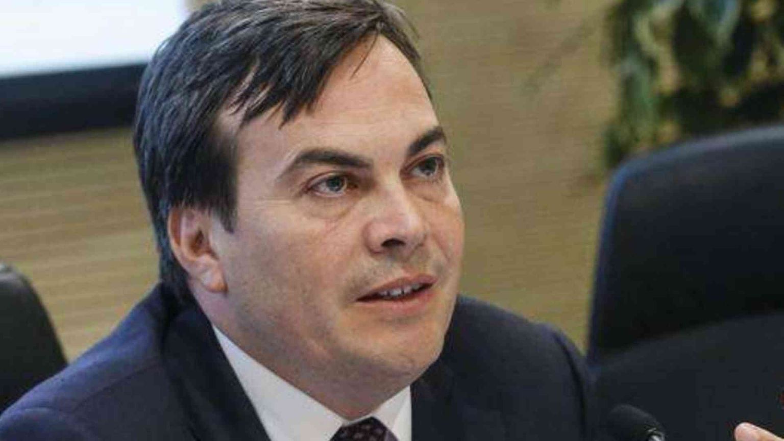 Amendola: con il Recovery fund piano anti-povertà