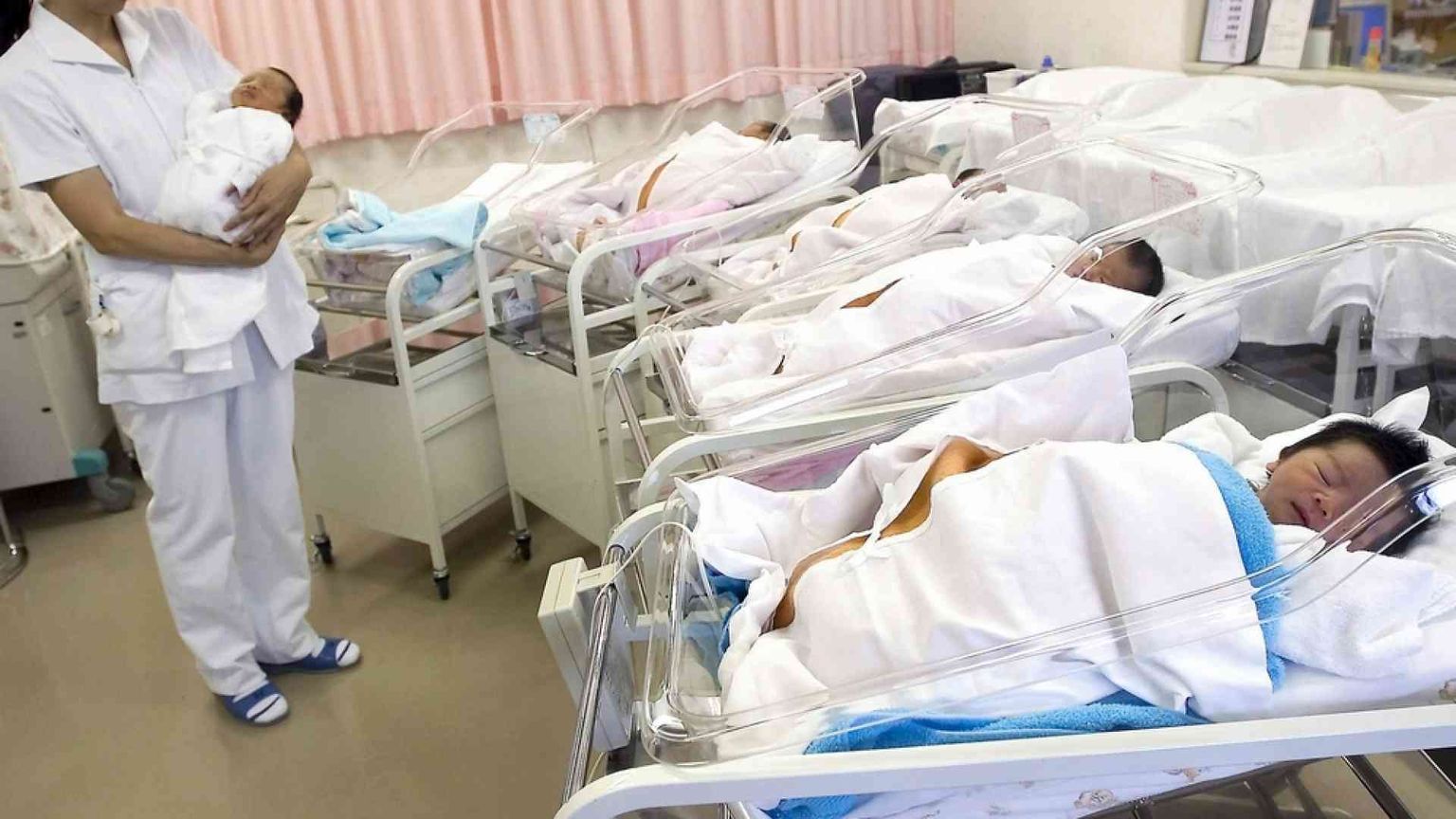 Studio choc nel Lazio: nei tre mesi di lockdown triplicati i nati morti