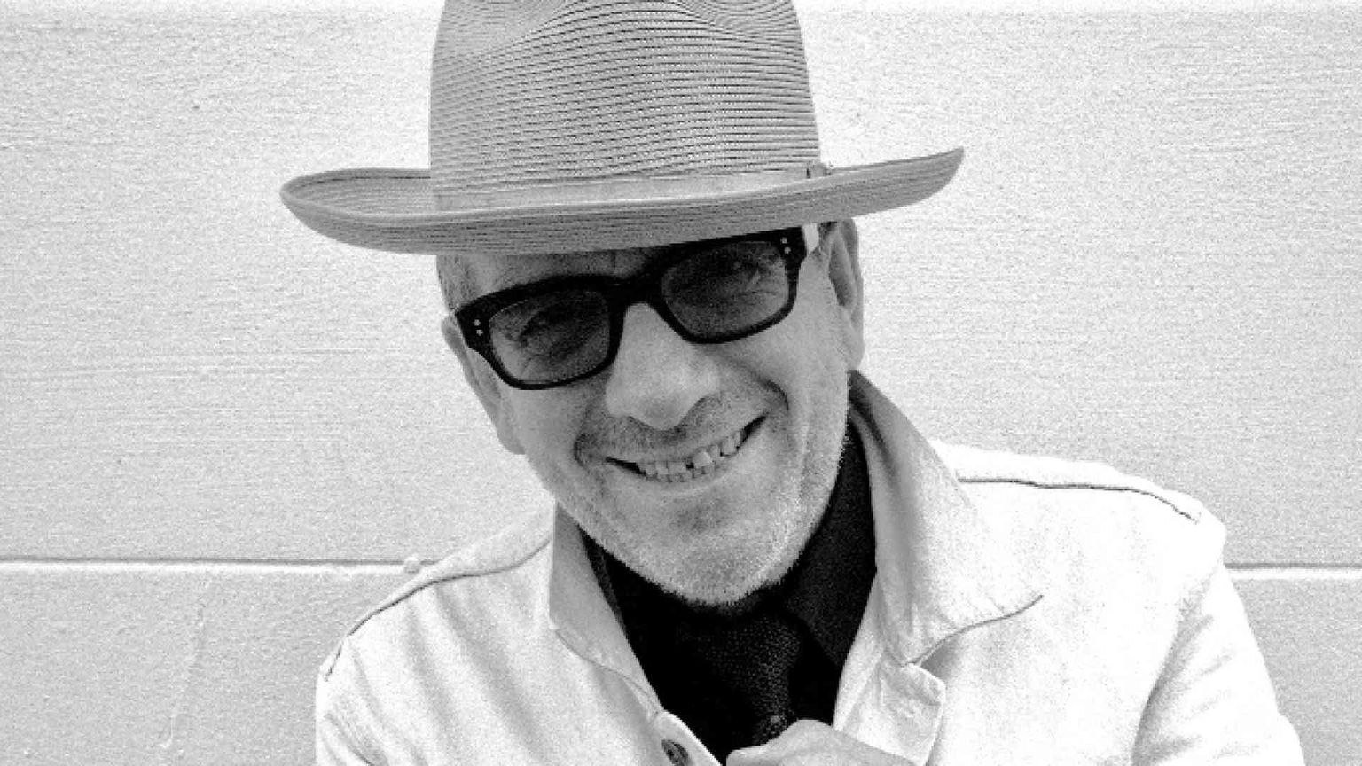 Elvis Costello: «Do parola e musica alle molte facce del nostro tempo»