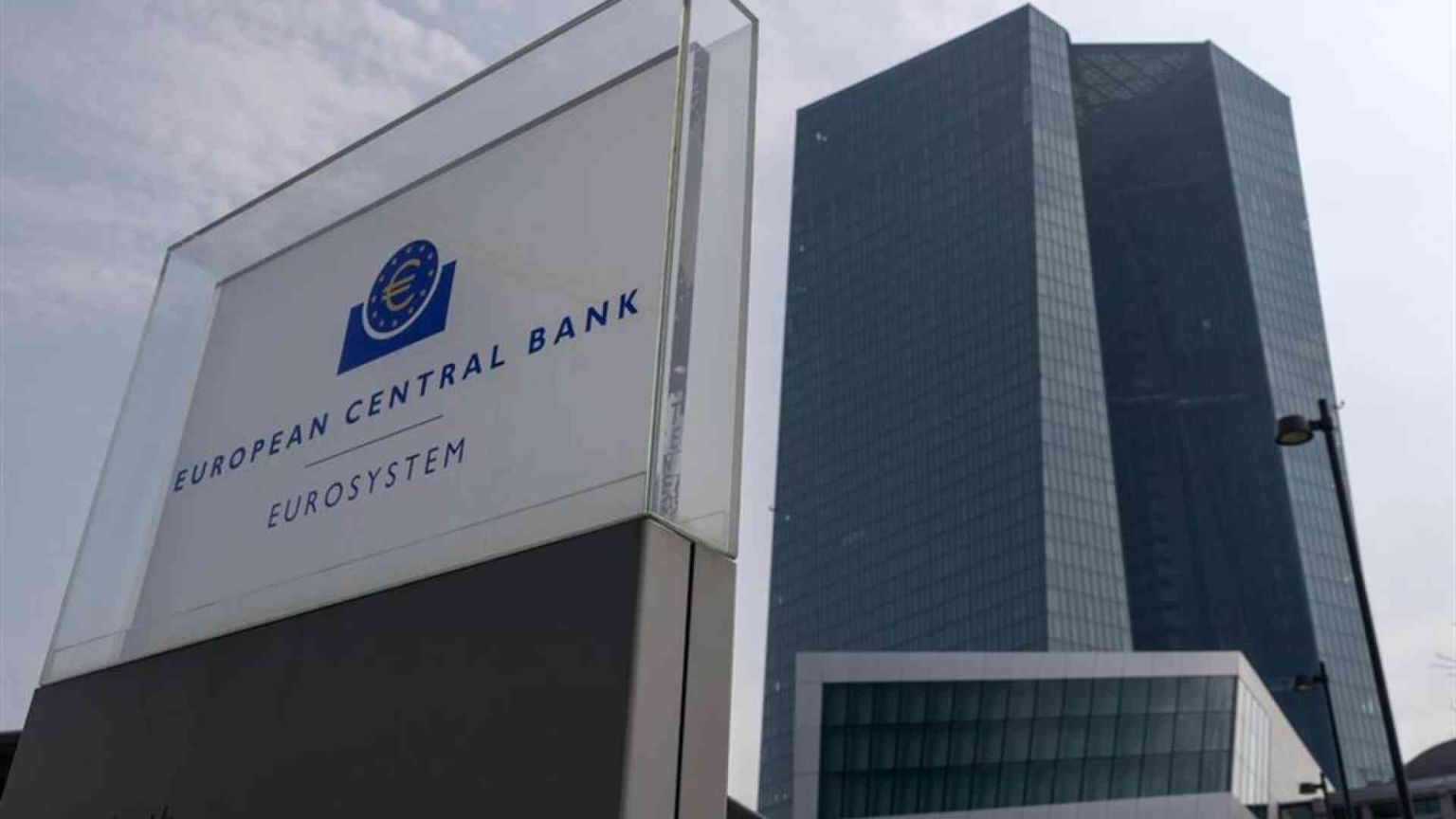 «I Trattati non consentono a Bce di cancellare debito». C'è da fare