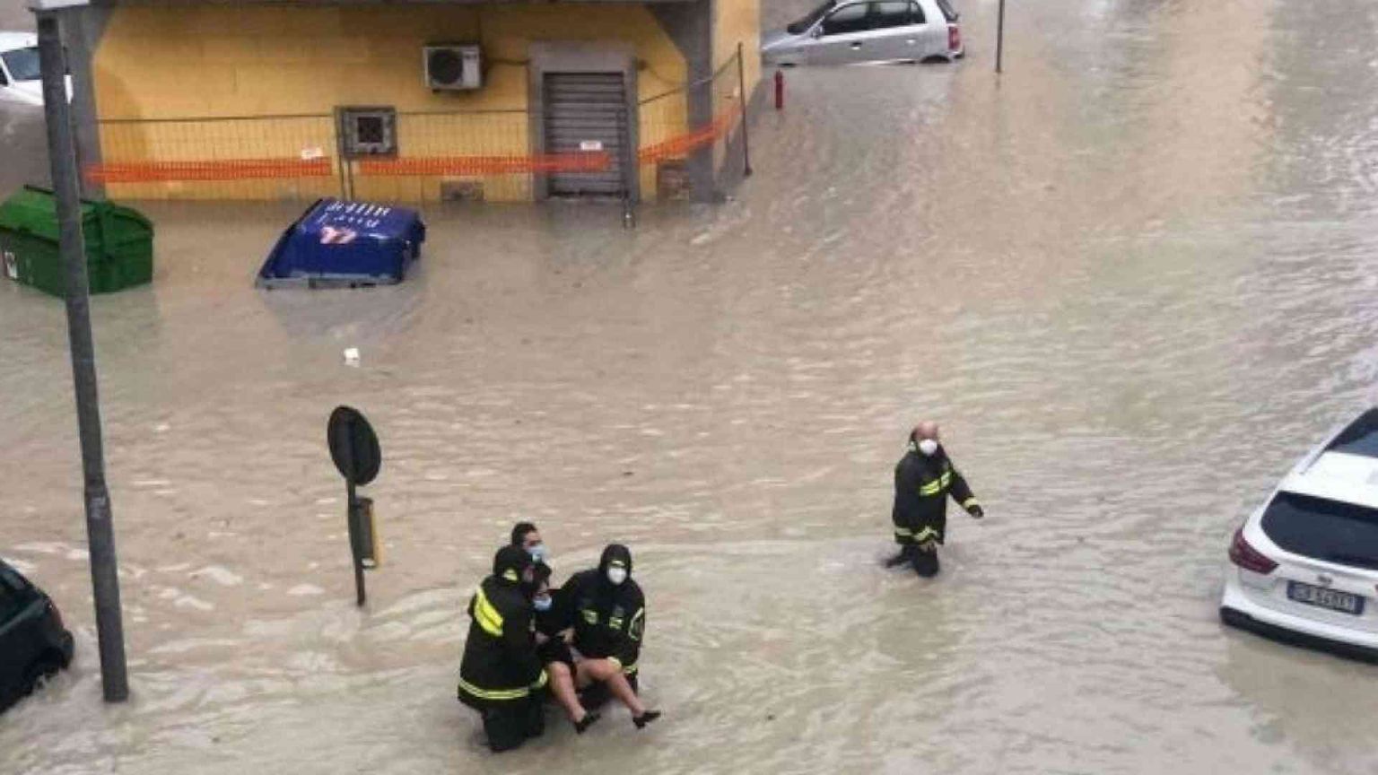 L'arcivescovo: Crotone non ha bisogno di elemosine ma di infrastrutture