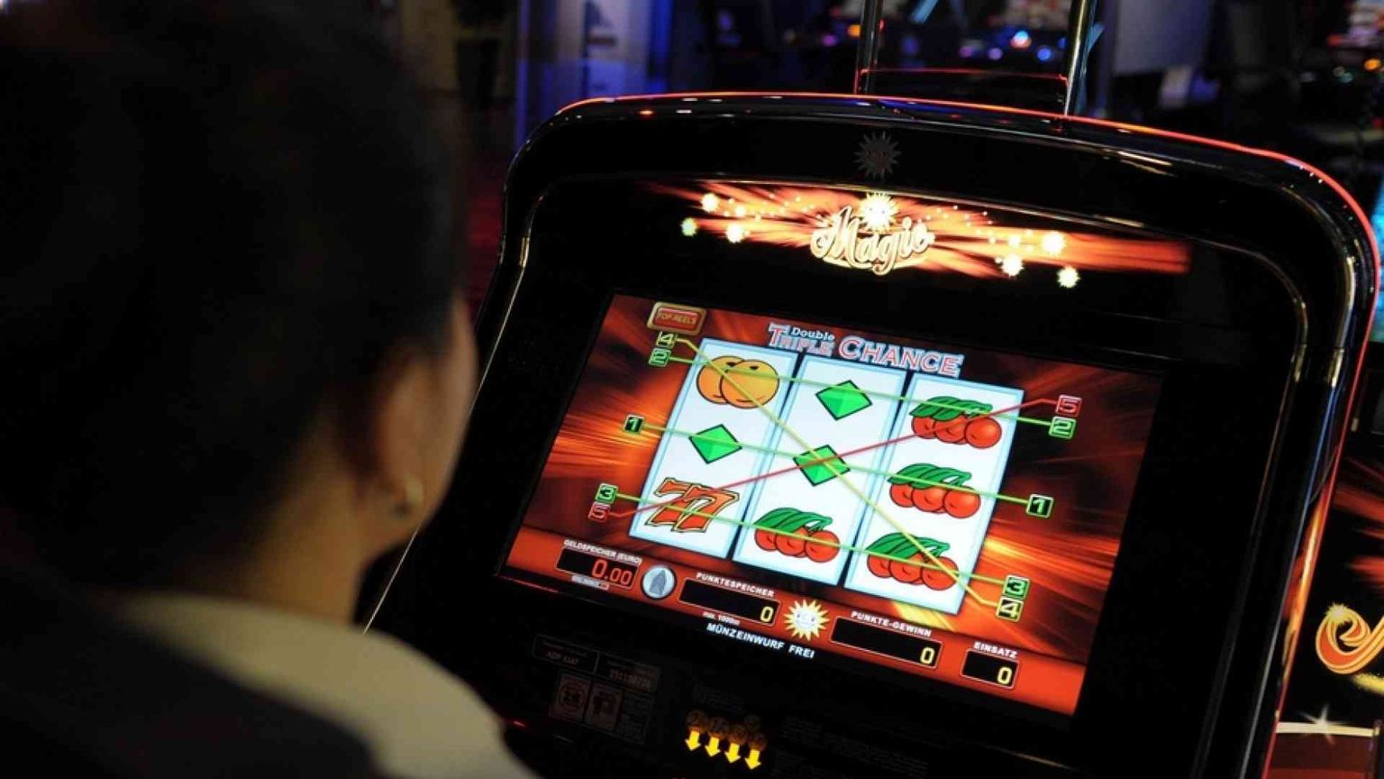 Azzardo, chi è dipendente non «vede» il suo futuro