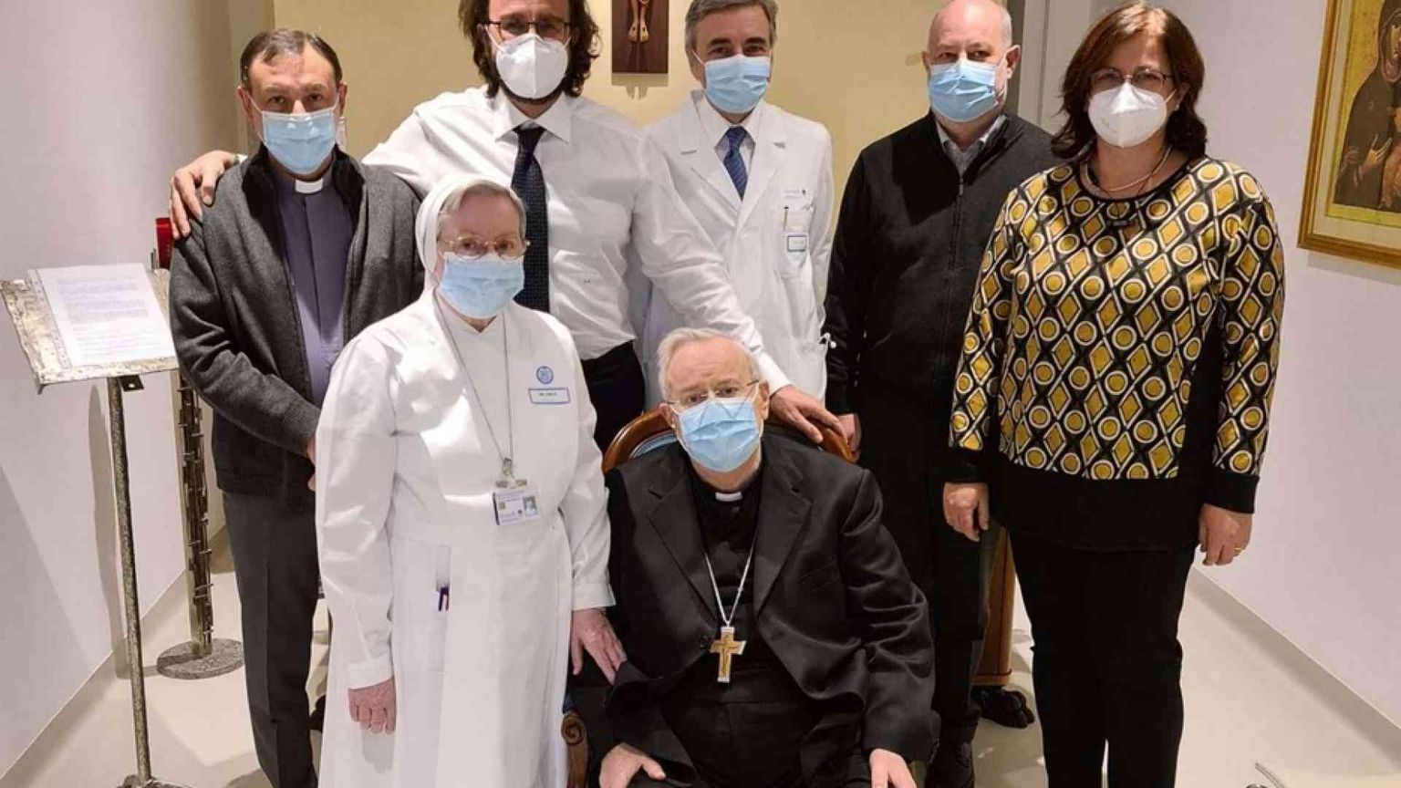 Il cardinale Bassetti: «Sono stato nel deserto, ma con gli angeli»